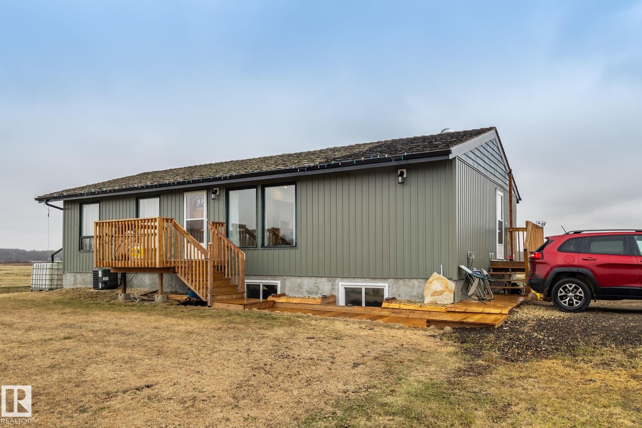 Photo 17 at  23127 Twp Rd 502, None, Rural Leduc County