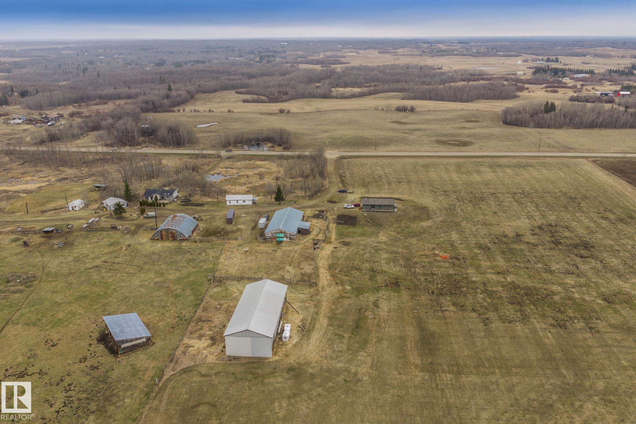 Photo 7 at  23127 Twp Rd 502, None, Rural Leduc County