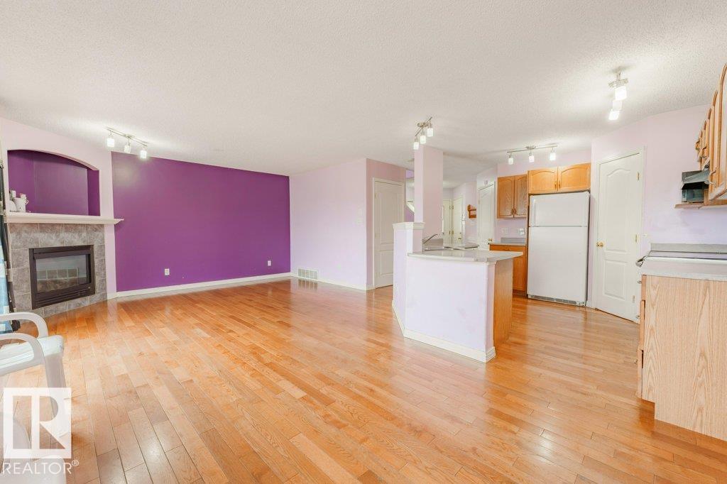 Photo 15 at 2144 37b Avenue NW, Wild Rose, Edmonton