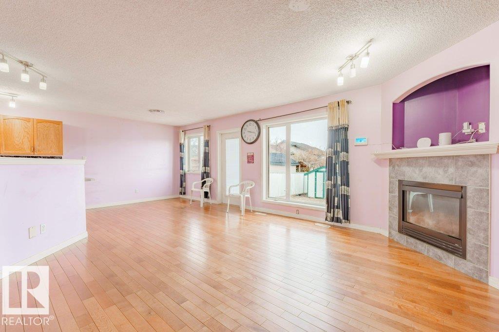 Photo 18 at 2144 37b Avenue NW, Wild Rose, Edmonton