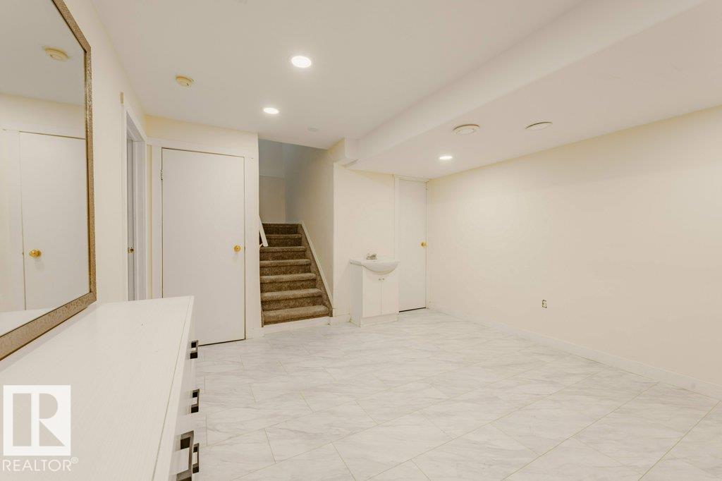 Photo 35 at 2144 37b Avenue NW, Wild Rose, Edmonton