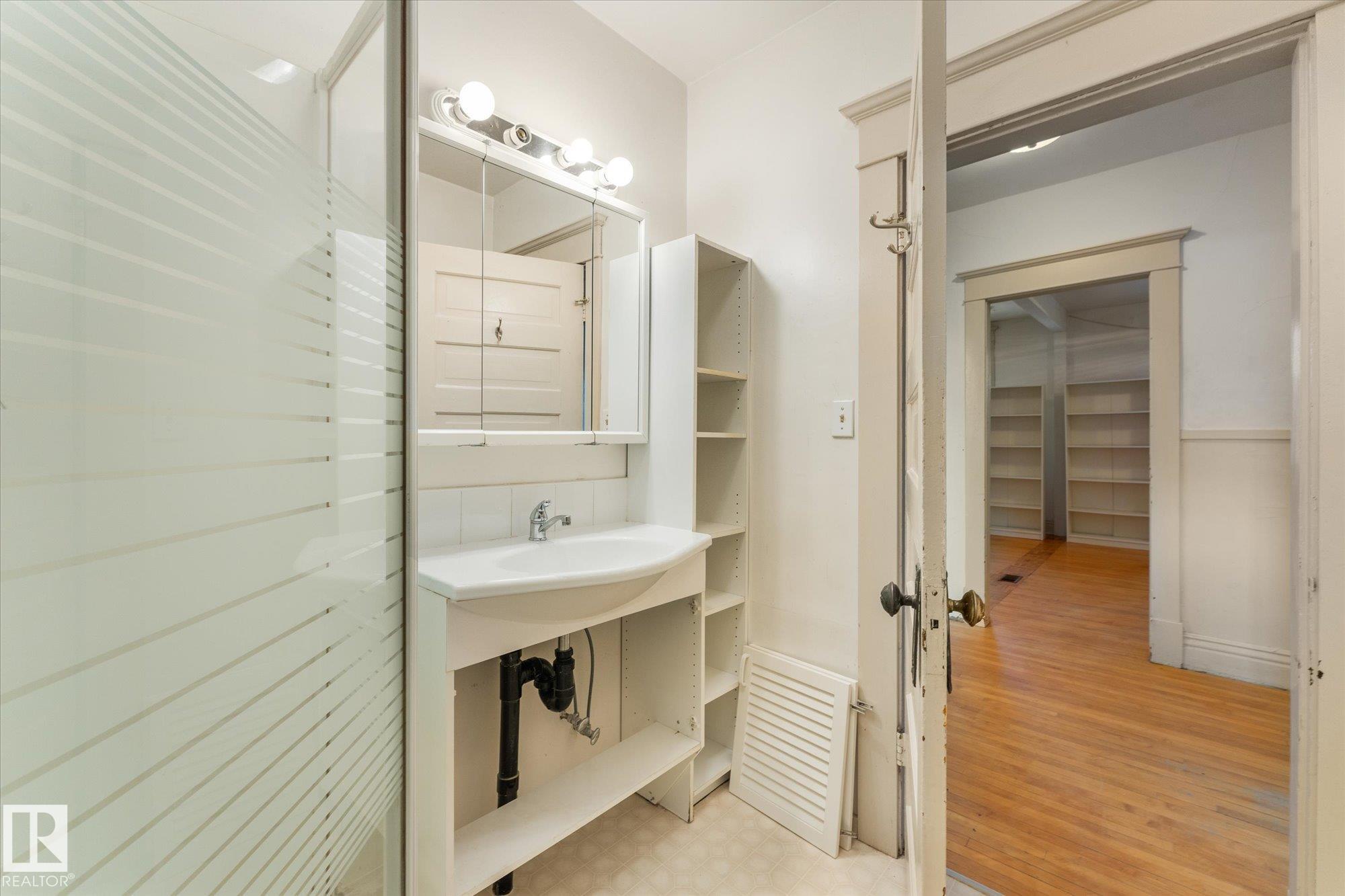 Photo 28 at 10921 126 Street NW, Westmount, Edmonton