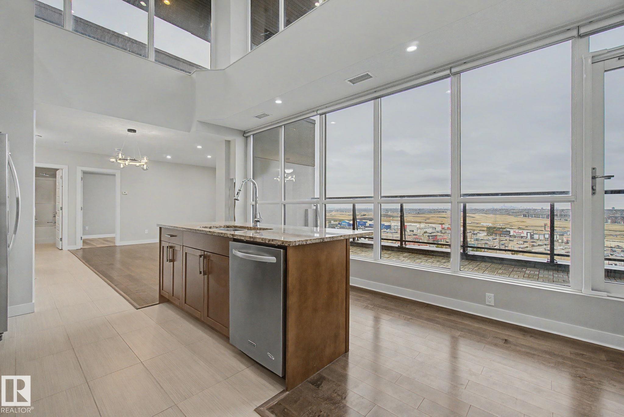 https://zimg.paragon.ice.com/ParagonImages/Property/PM/RAE/225396960/17/0/0/50e3d87a4711bc02c4cf5003f4df5a99/1/8ebb38ca08167147a8e6e88babdb25ed/225396960-4504827e-c9e9-4d70-acca-c75221f6c538.JPG