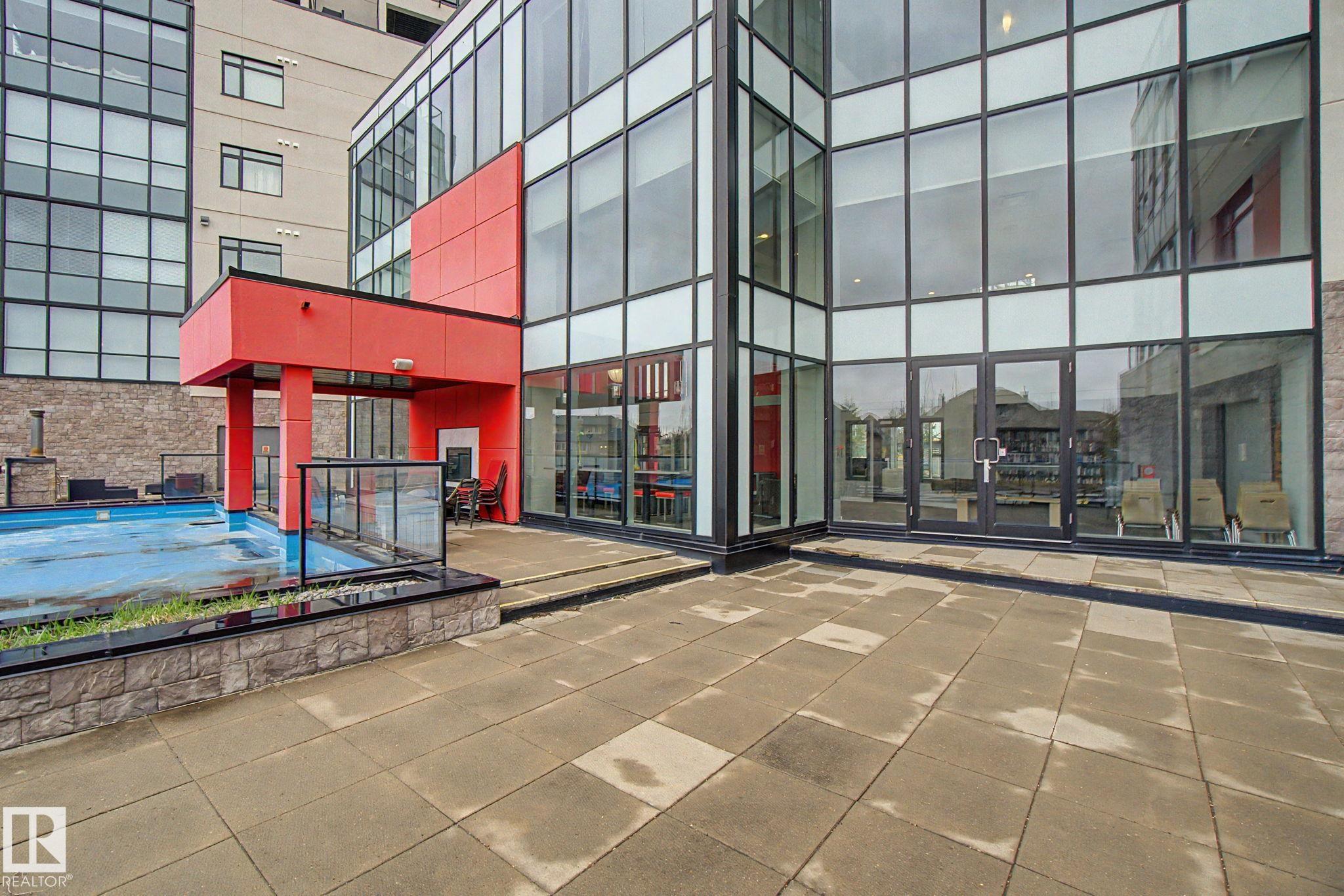https://zimg.paragon.ice.com/ParagonImages/Property/PM/RAE/225396960/63/0/0/75b2f482fb8580e166e94013508d20e3/1/8ebb38ca08167147a8e6e88babdb25ed/225396960-100132e8-a5be-446f-bc60-b39a6832fd50.JPG