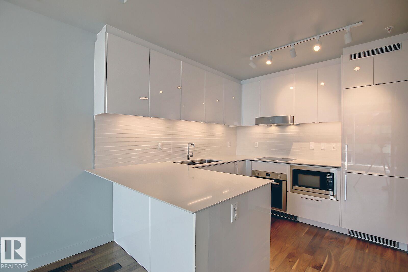 Picture for #3205 10360 102 ST NW