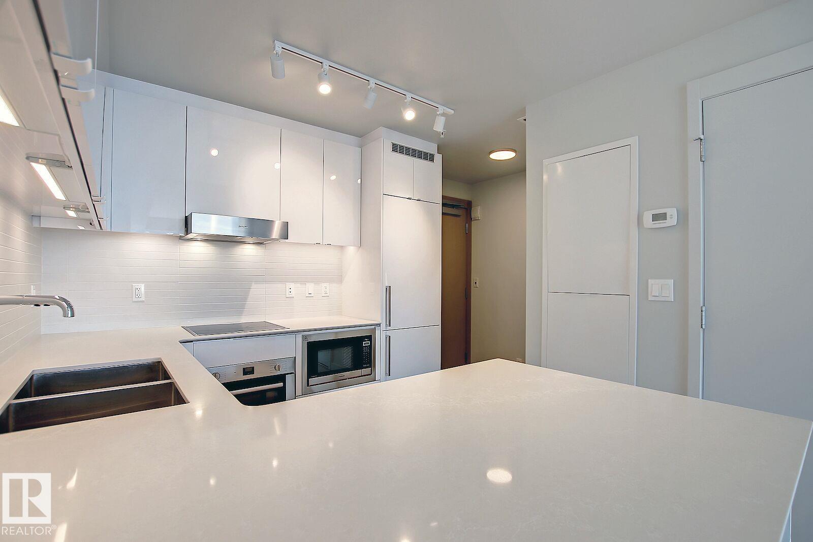 Picture for #3205 10360 102 ST NW