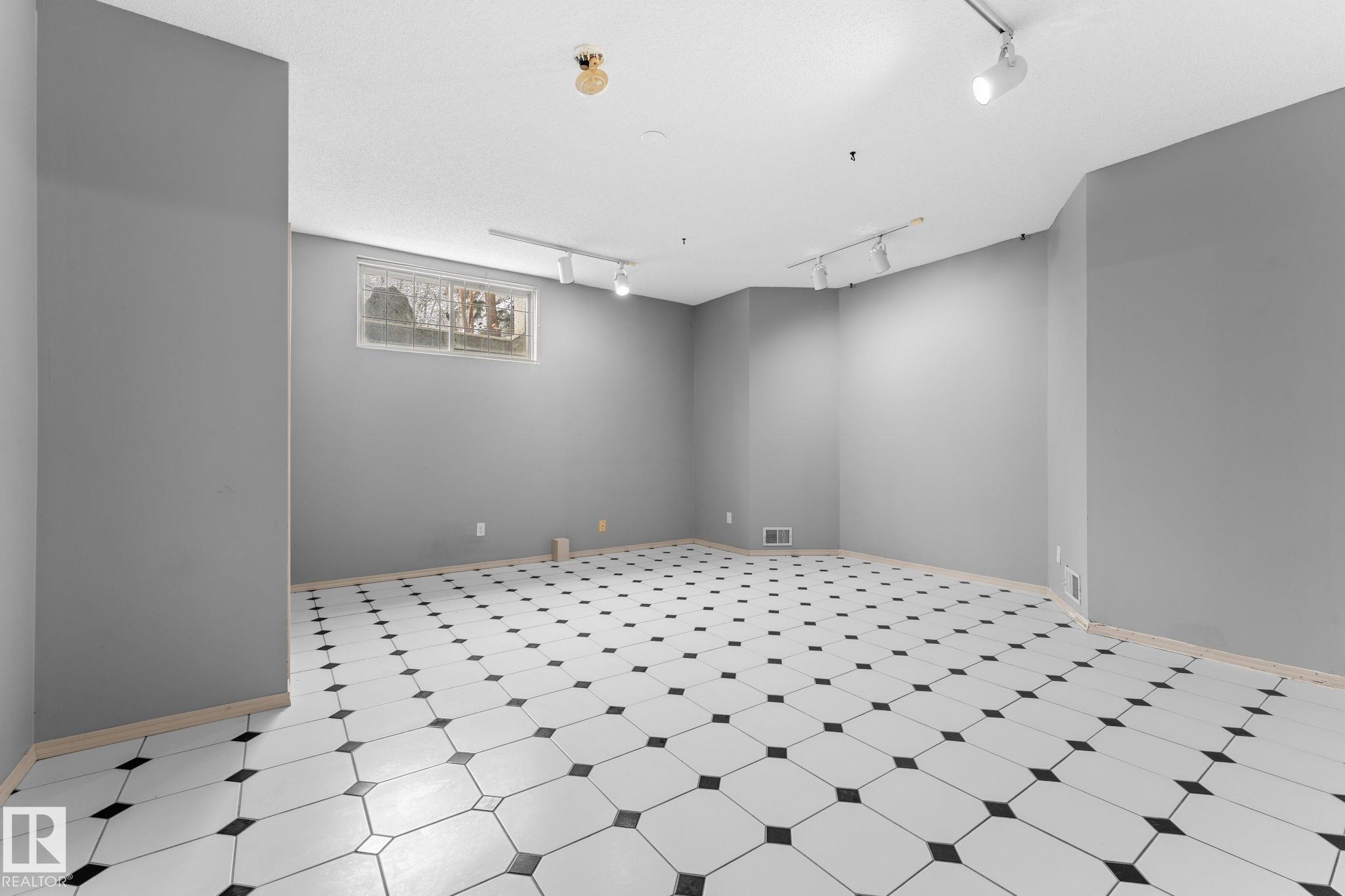 Photo 55 at 169 - 52319 Rge Road 231, Executive Estates, Rural Strathcona County