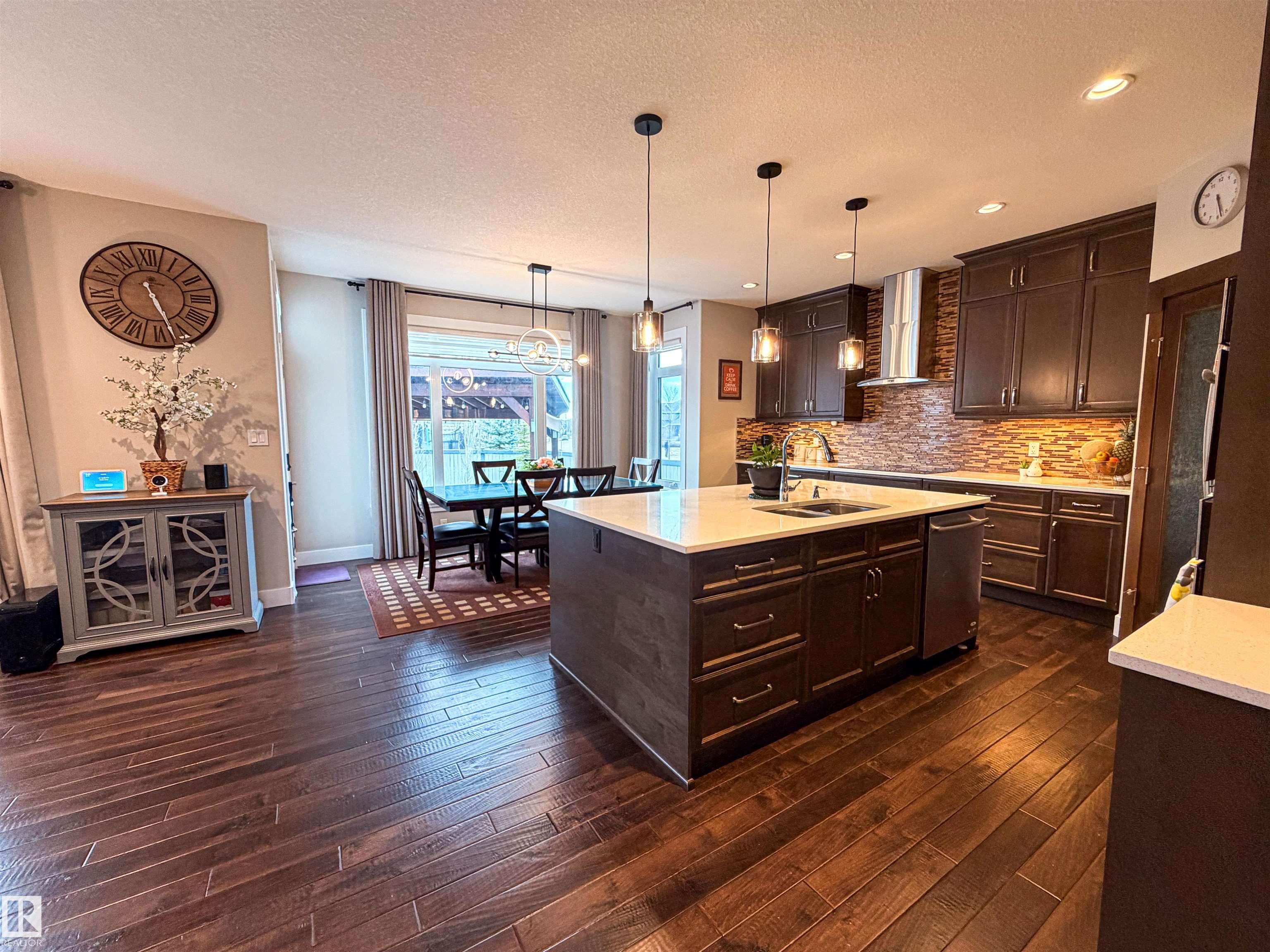 9004 24 Avenue SW, Summerside, Edmonton