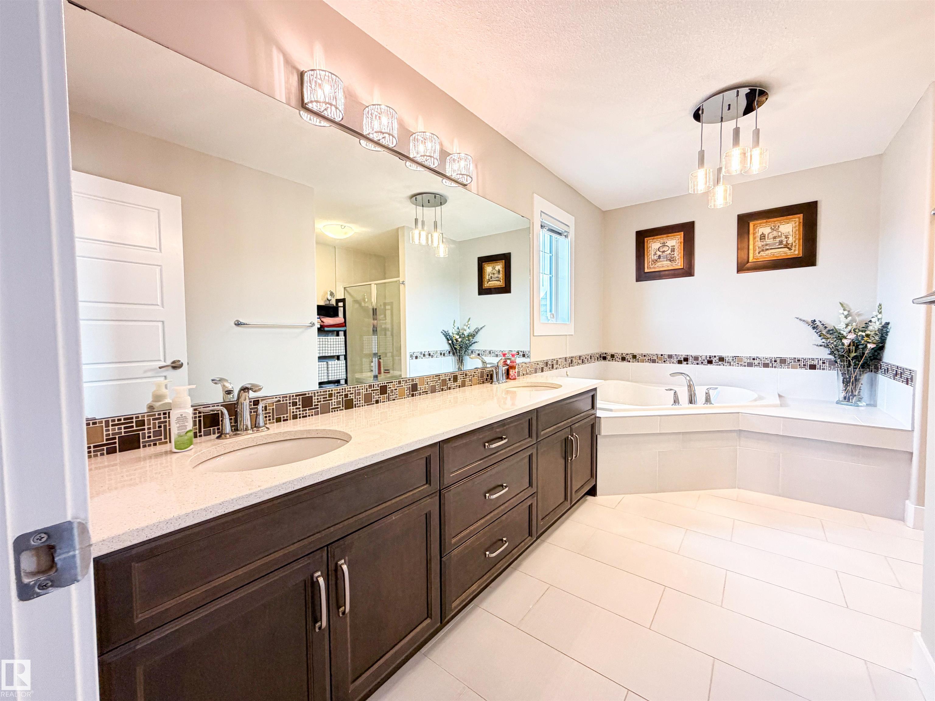 Photo 38 at 9004 24 Avenue SW, Summerside, Edmonton