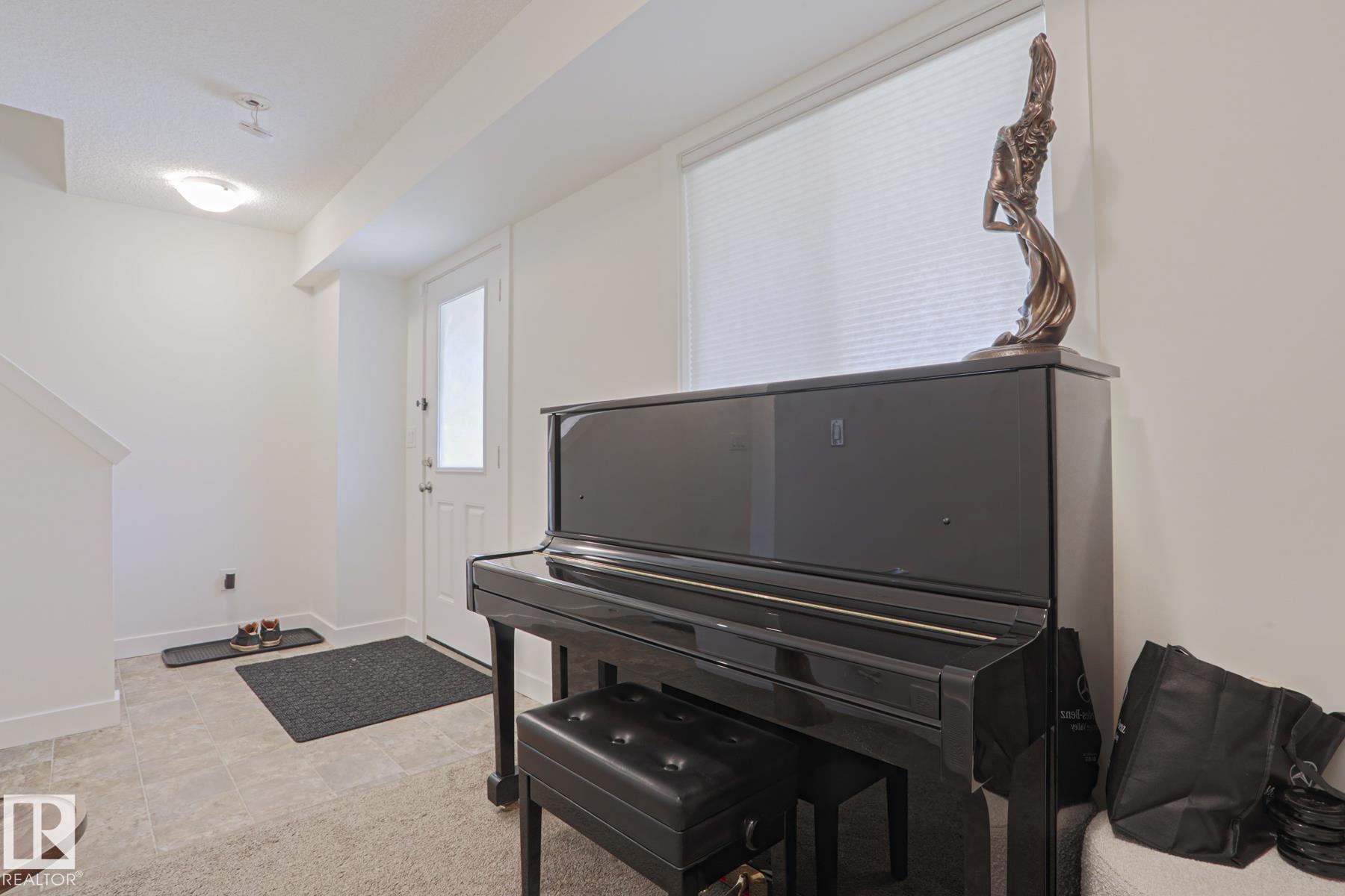 33 - 16903 68 Street NW, Schonsee, Edmonton