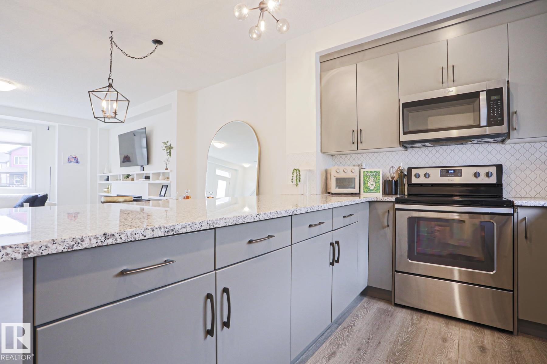 Photo 14 at 33 - 16903 68 Street NW, Schonsee, Edmonton