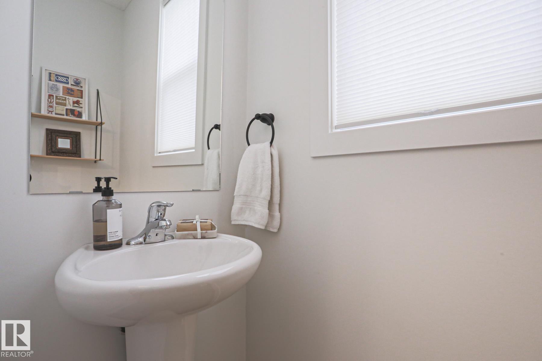 Photo 17 at 33 - 16903 68 Street NW, Schonsee, Edmonton