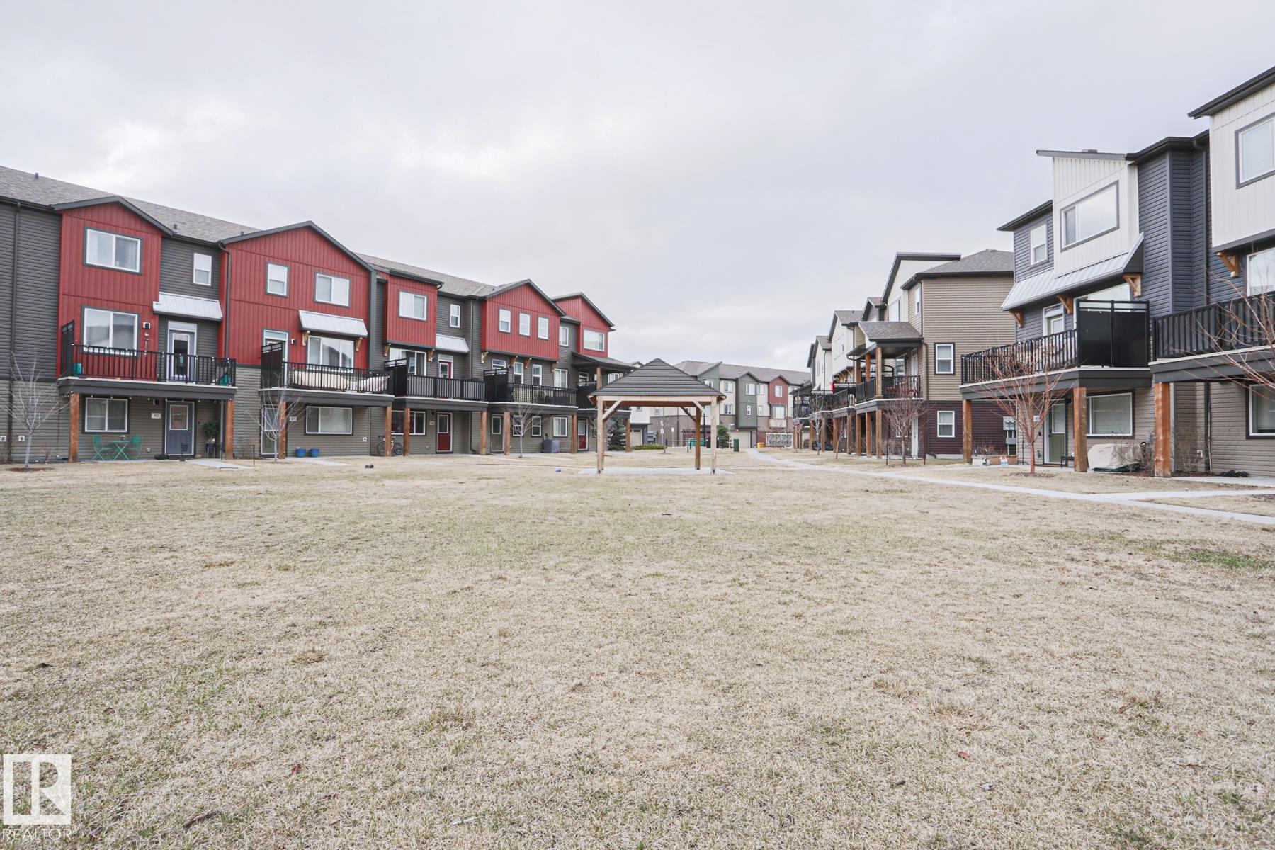 Photo 39 at 33 - 16903 68 Street NW, Schonsee, Edmonton