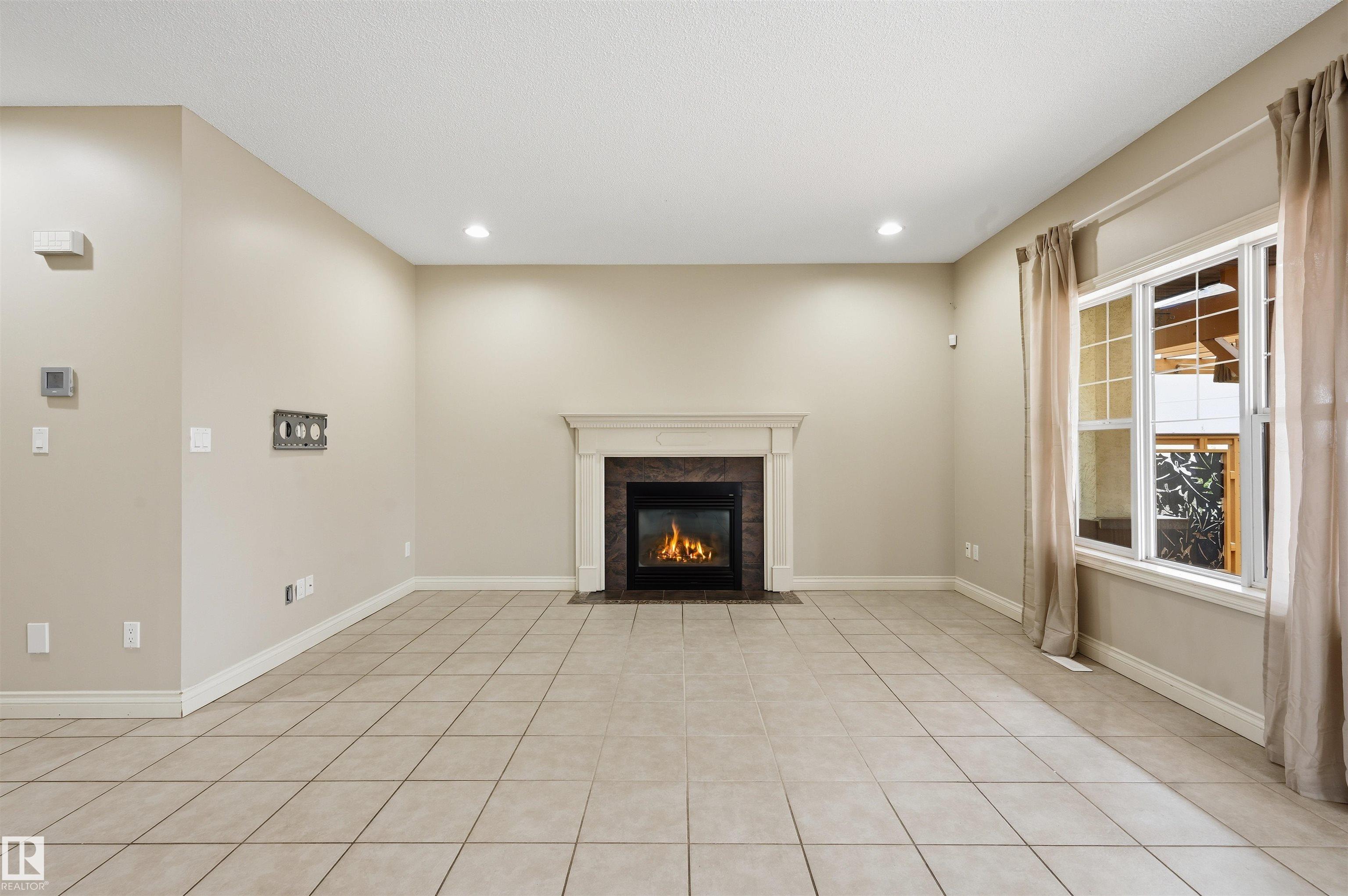 Photo 19 at 976 Hollingsworth Bend NW, Hodgson, Edmonton