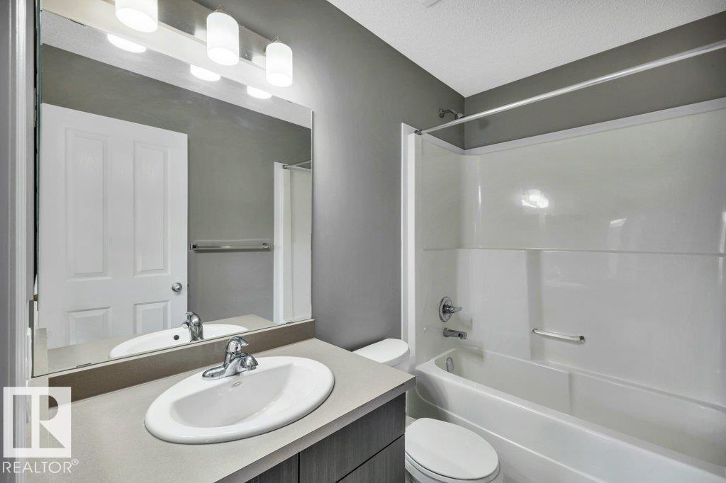 Photo 33 at 24 - 4050 Savaryn Drive SW, Summerside, Edmonton