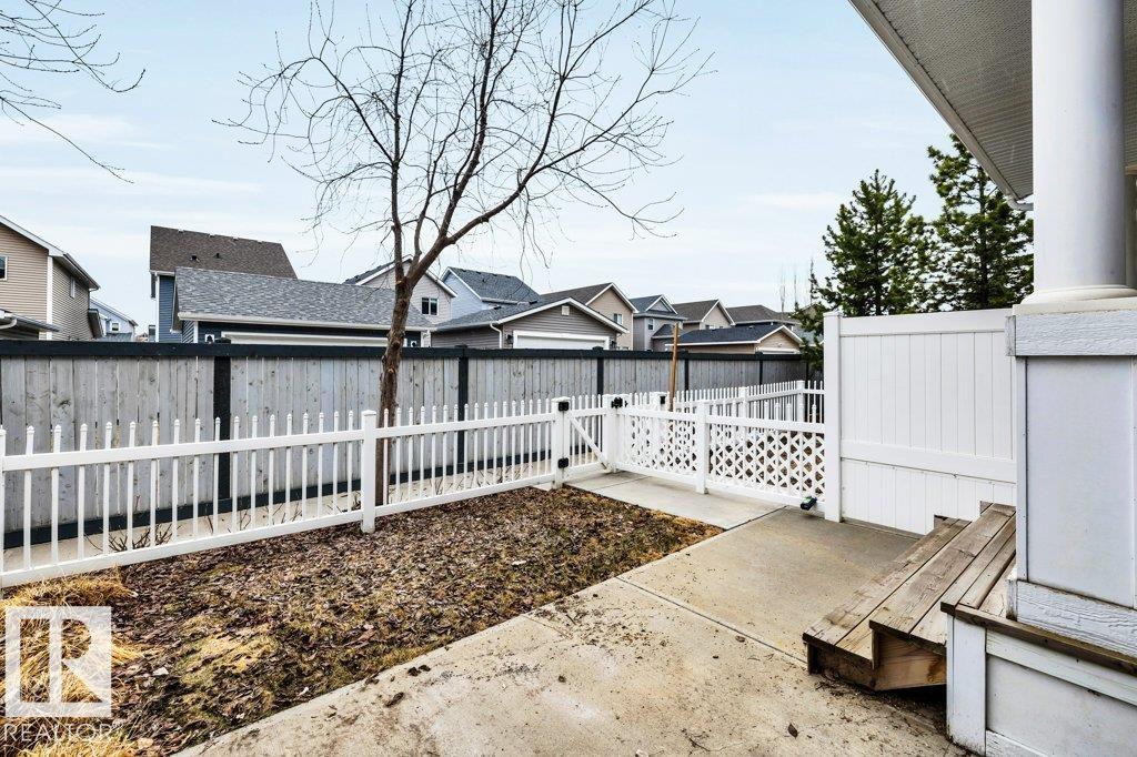 Photo 6 at 24 - 4050 Savaryn Drive SW, Summerside, Edmonton