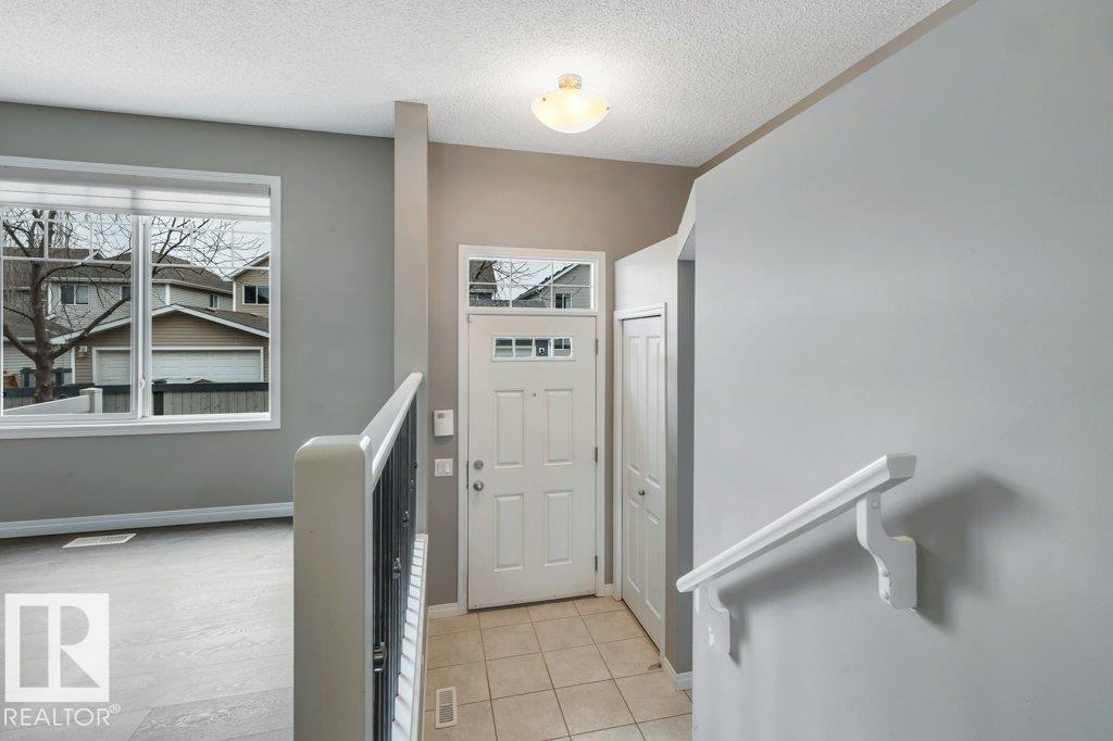 Photo 8 at 24 - 4050 Savaryn Drive SW, Summerside, Edmonton