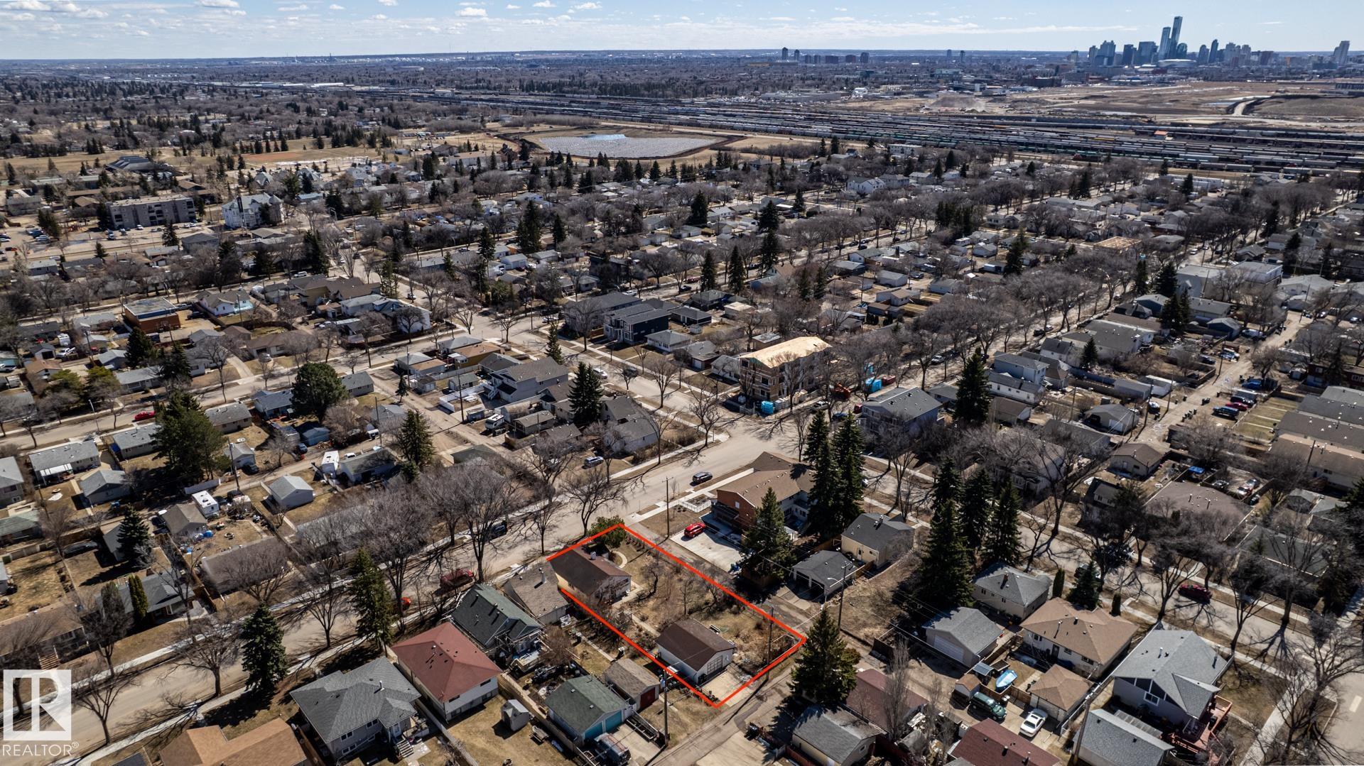 Photo 9 at 13022 116 Street NW, Calder, Edmonton