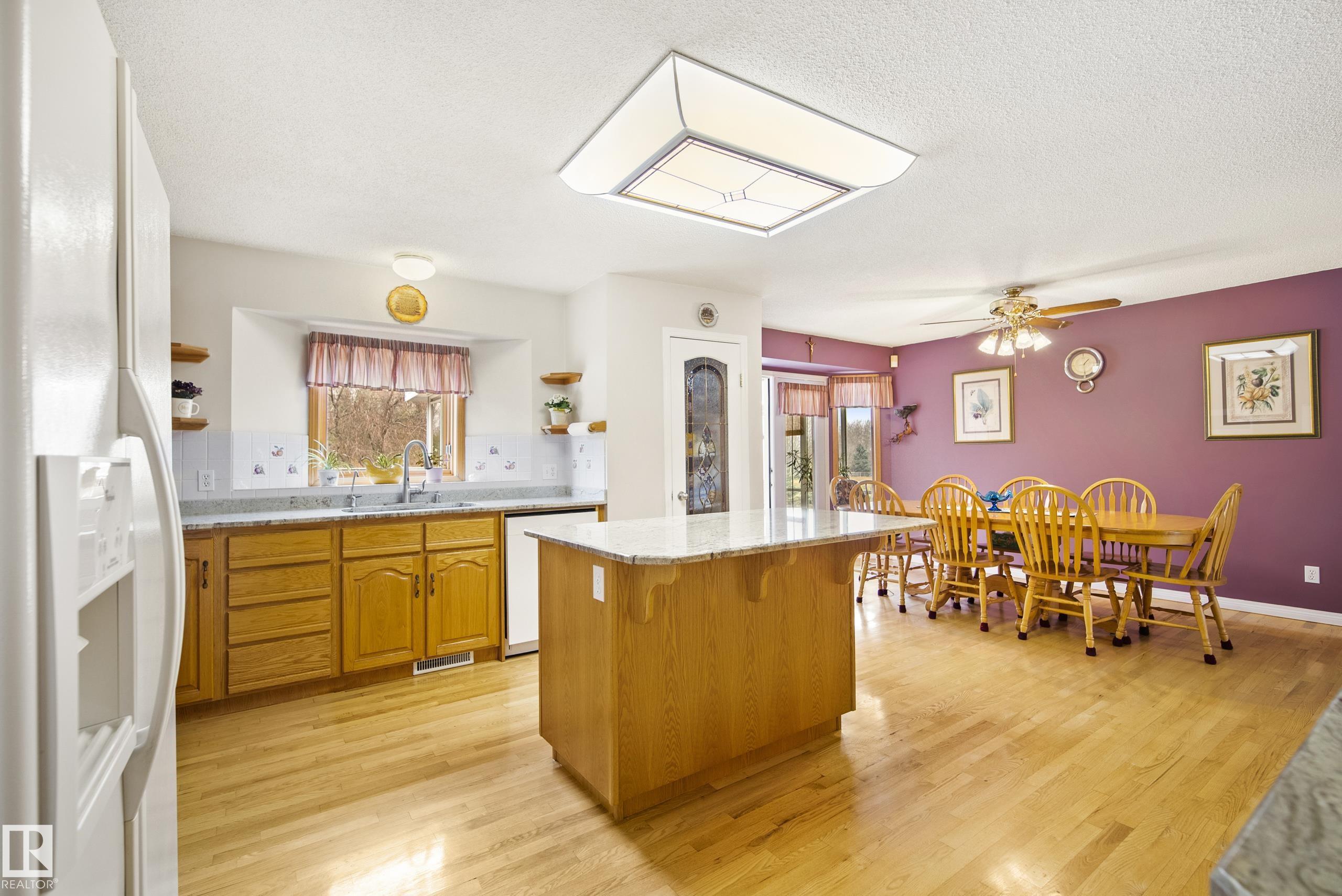 Photo 31 at 39 - 51514 Rge Road 262, Birch-Hill Park, Rural Parkland County