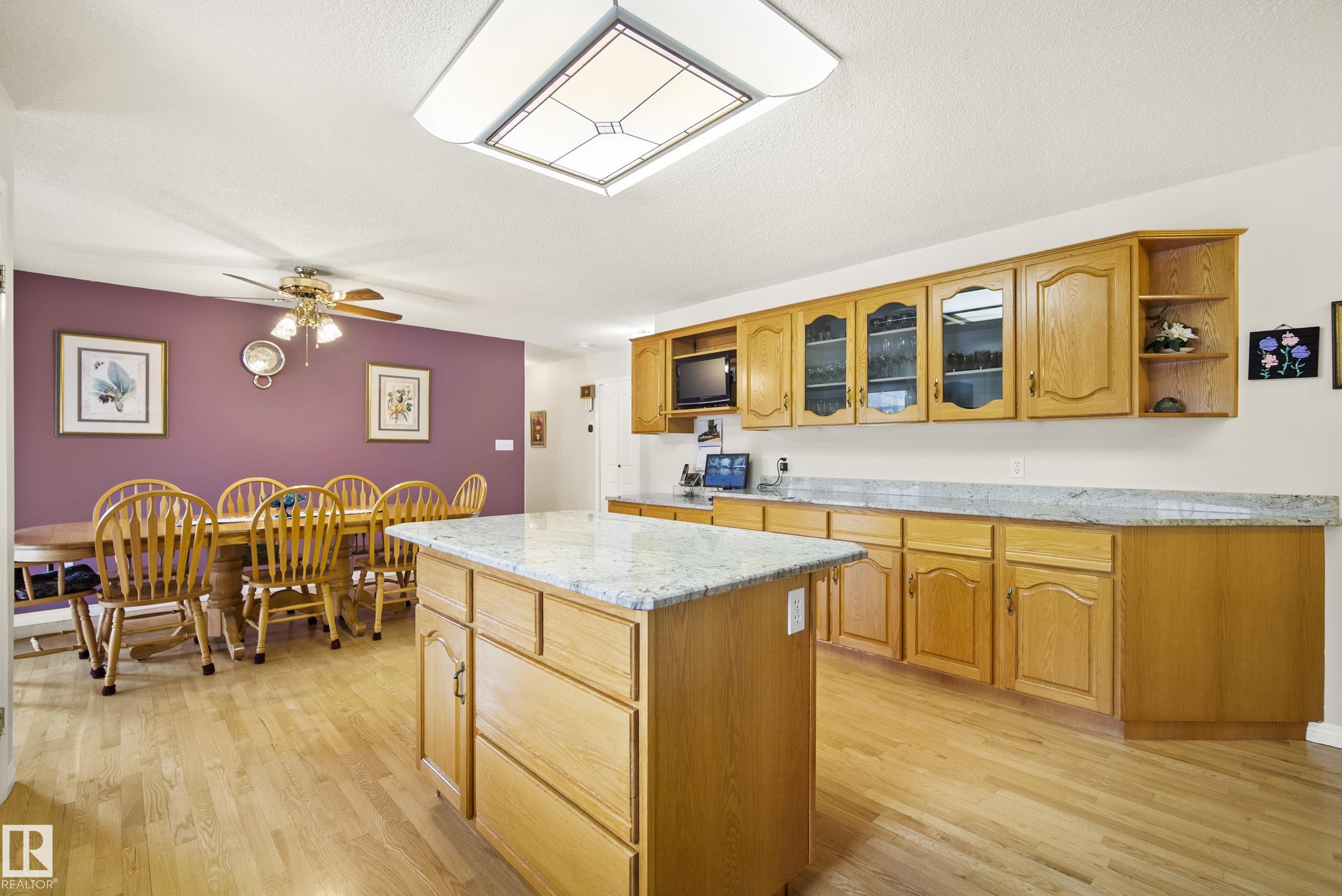 Photo 32 at 39 - 51514 Rge Road 262, Birch-Hill Park, Rural Parkland County