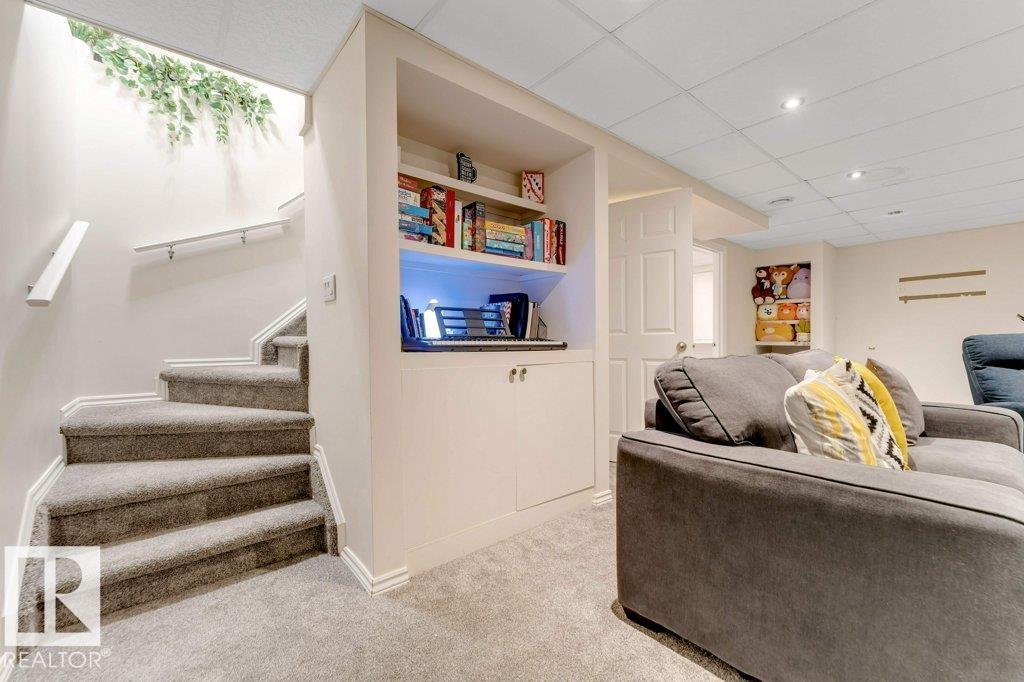 Photo 30 at 3913 Mcmullen Green green SW, Macewan, Edmonton