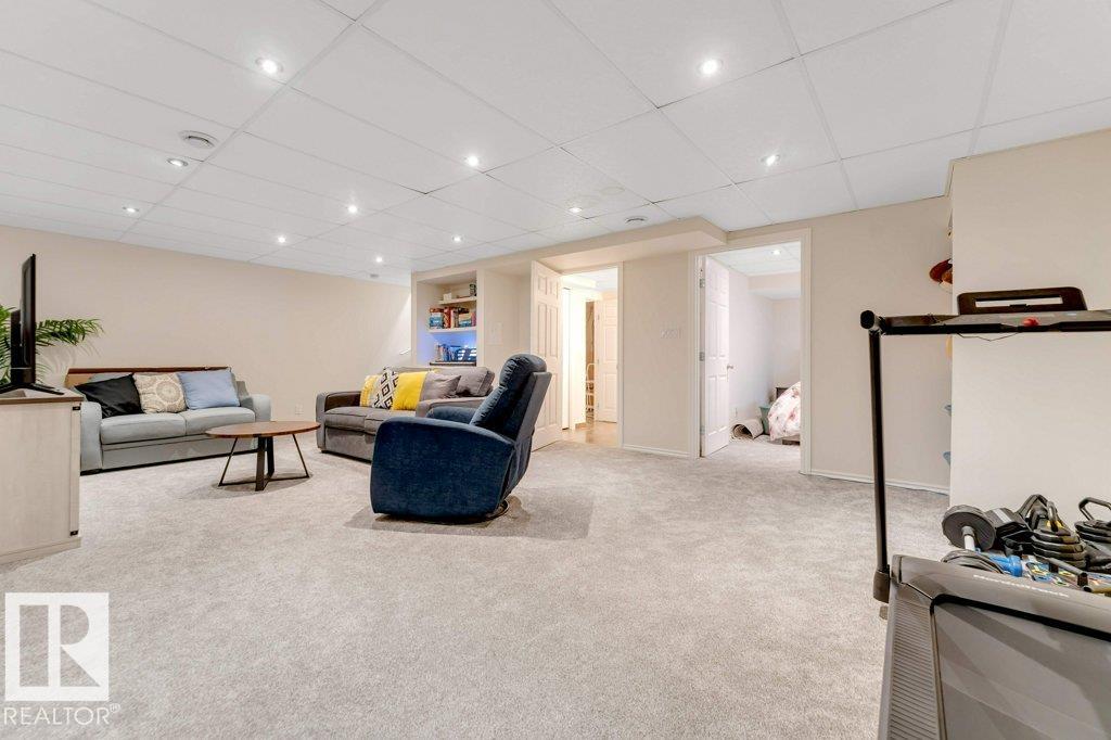 Photo 32 at 3913 Mcmullen Green green SW, Macewan, Edmonton