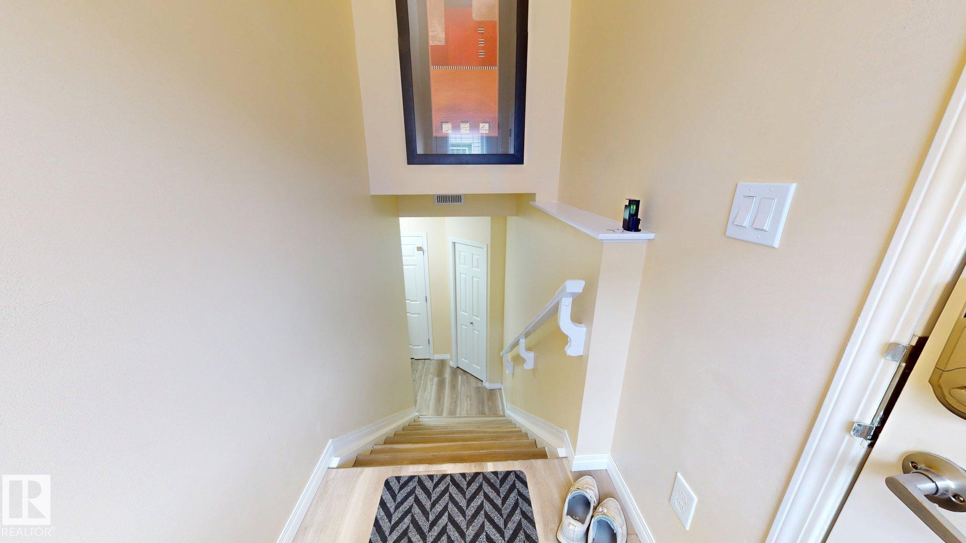 2 - 6520 2 Avenue SW, Charlesworth, Edmonton