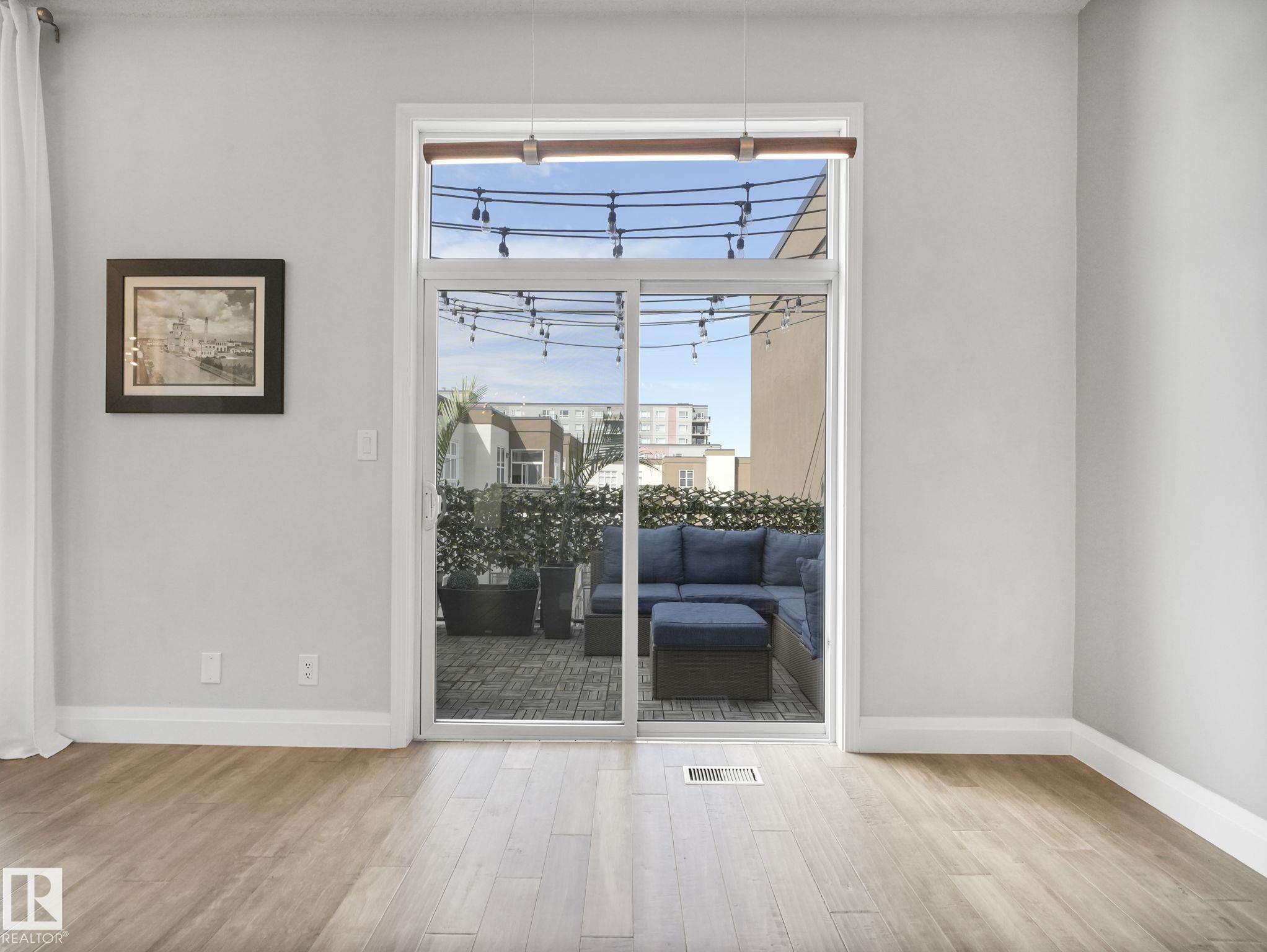 https://zimg.paragon.ice.com/ParagonImages/Property/PM/RAE/225397002/31/0/0/f9b99c49bdf5040b4c22299c013bfdf3/1/a2d5f4e692001133d2252cae90c9e812/225397002-43da1d2f-4cf6-42e8-aa4b-3b8dd9ef53bf.JPG