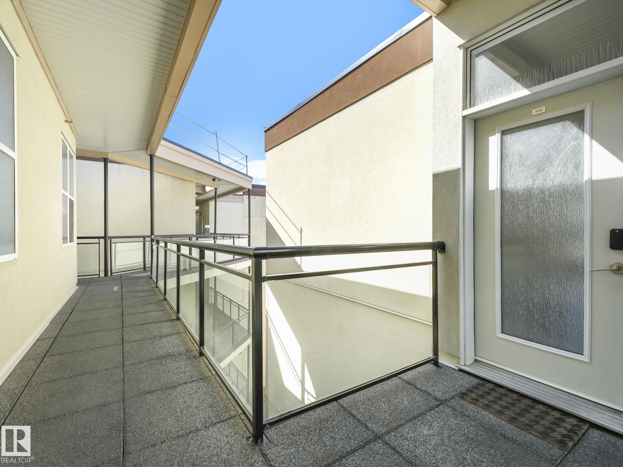 https://zimg.paragon.ice.com/ParagonImages/Property/PM/RAE/225397002/38/0/0/cd3cd188f74607e76915fb3060046719/1/a2d5f4e692001133d2252cae90c9e812/225397002-79b03423-97dc-4fbd-9745-ef6b78e7a807.JPG