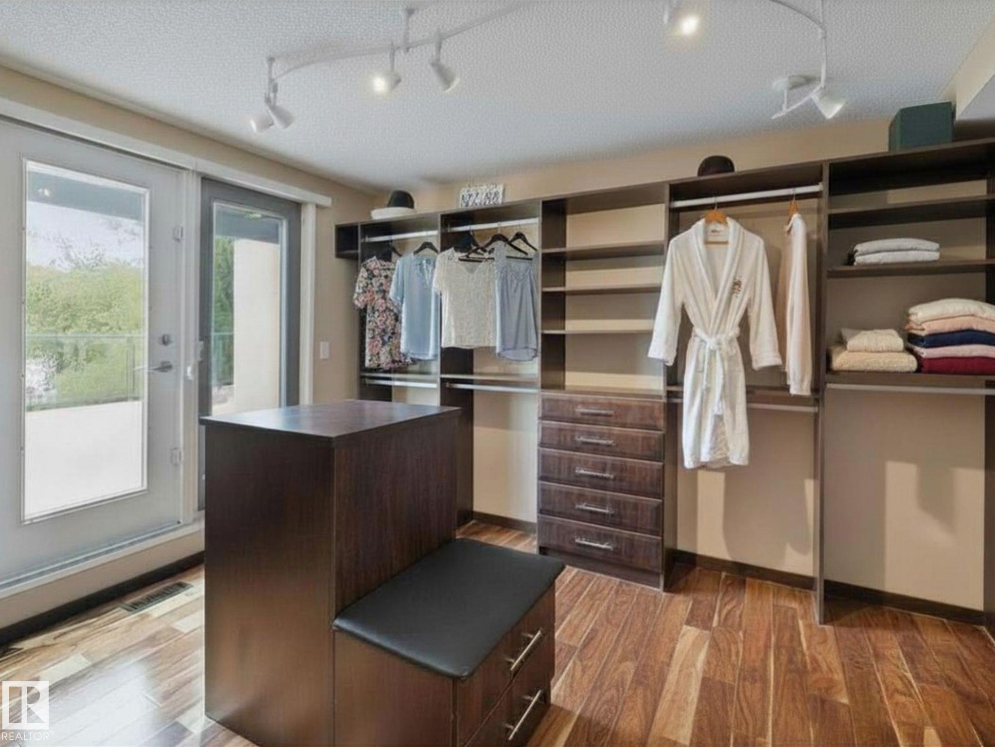 Photo 34 at 15413 Rio Terrace Drive NW, Rio Terrace, Edmonton