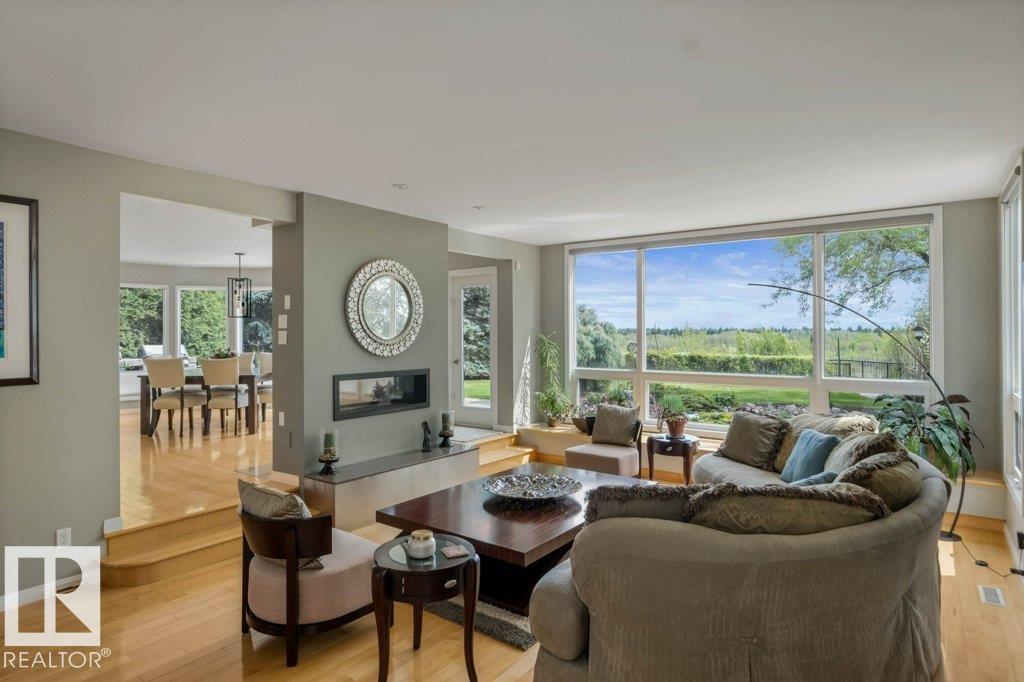 Photo 10 at 15413 Rio Terrace Drive NW, Rio Terrace, Edmonton