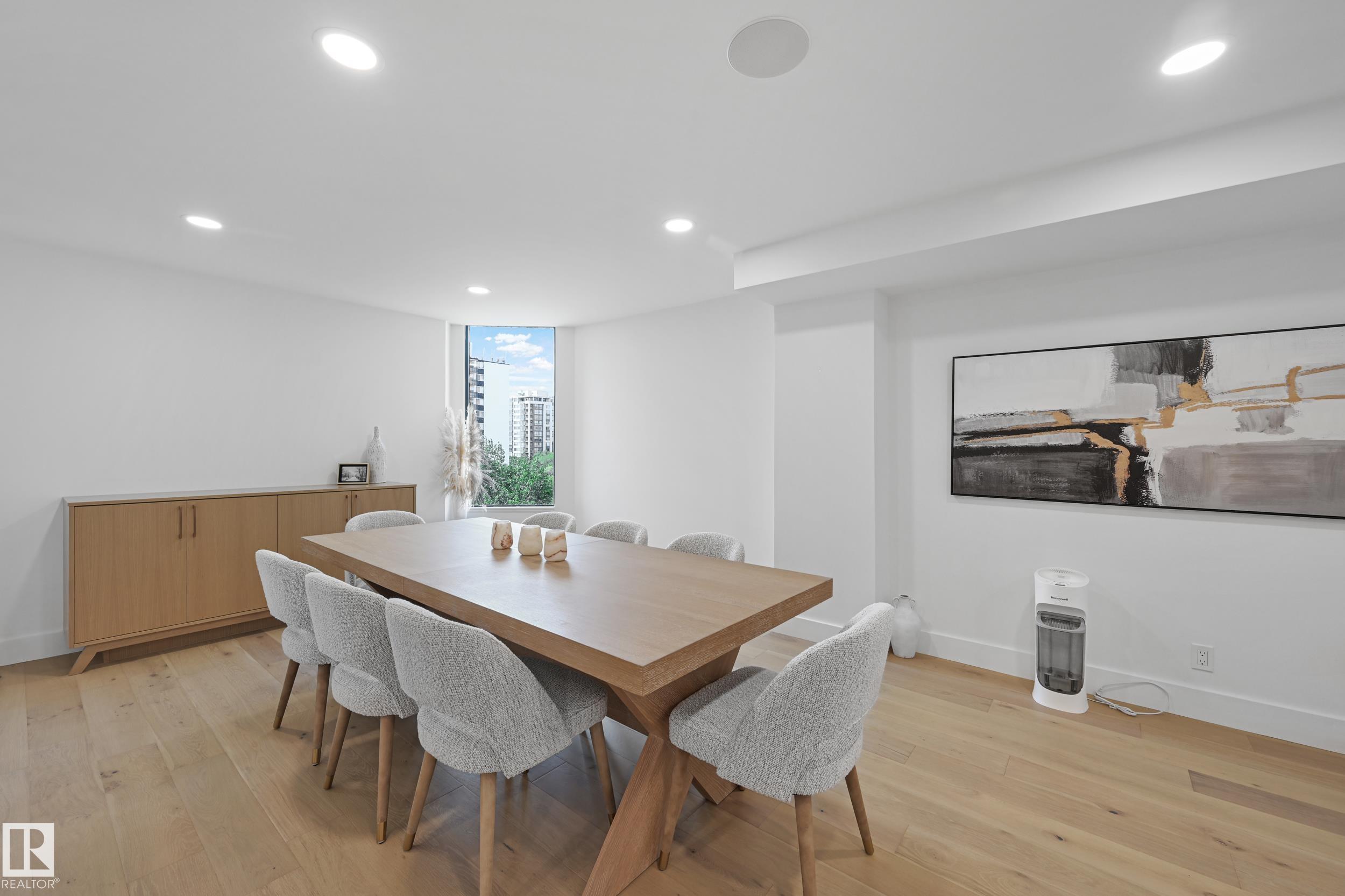 Photo 7 at 701 - 11503 100 Avenue NW, Wîhkwêntôwin, Edmonton