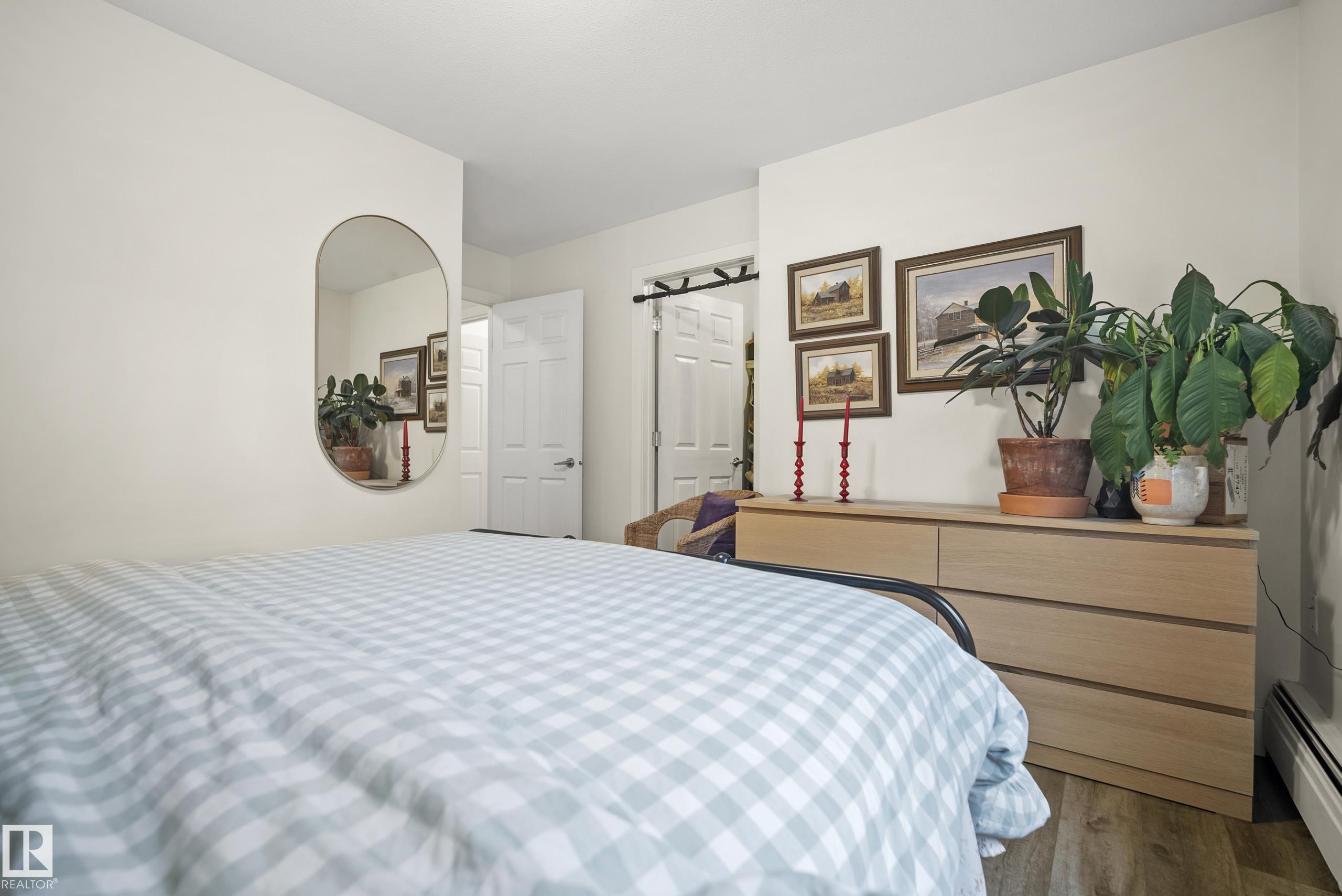 Photo 17 at 103 - 9715 110 Street NW, Wîhkwêntôwin, Edmonton