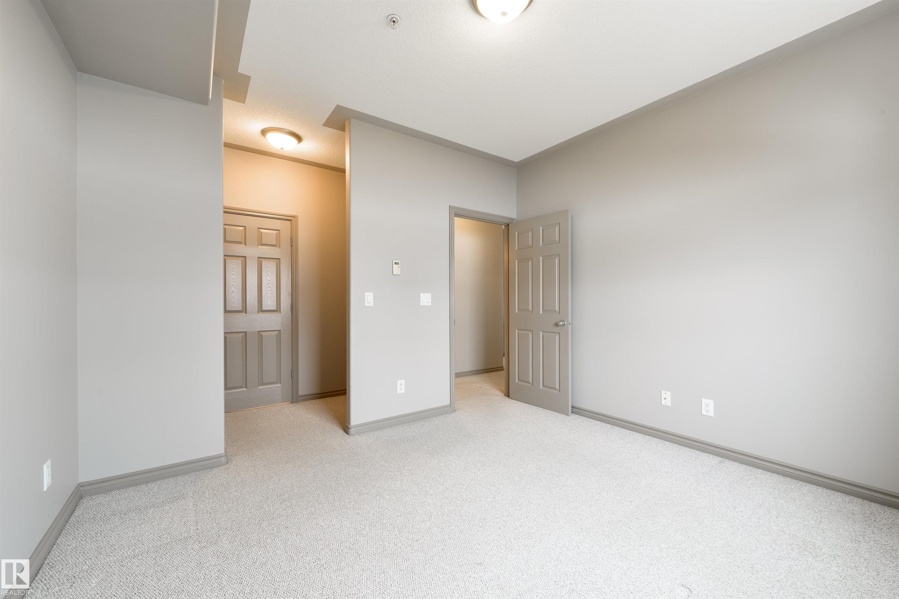 Photo 12 at 301 - 10033 116 Street NW, Wîhkwêntôwin, Edmonton