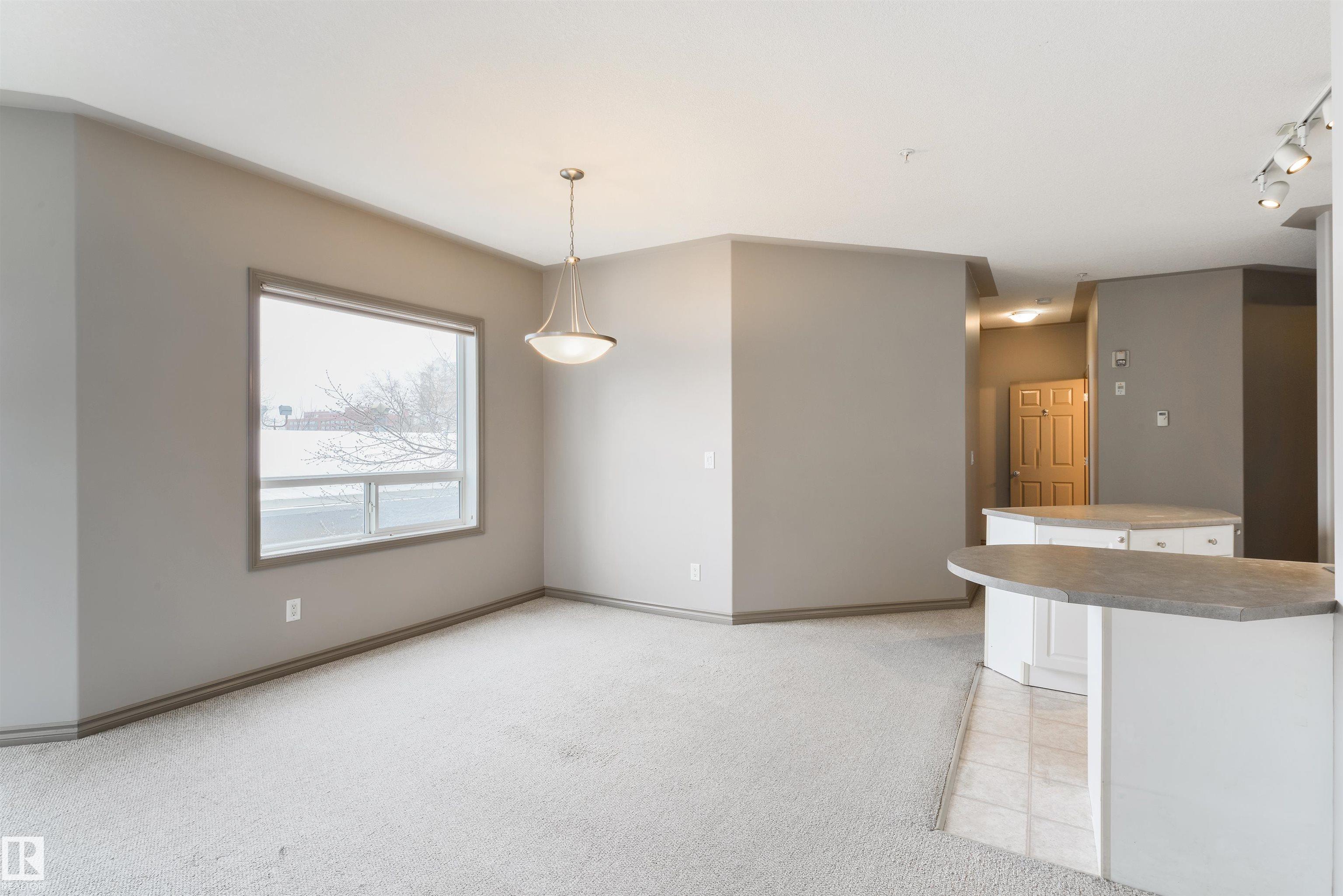 Photo 24 at 301 - 10033 116 Street NW, Wîhkwêntôwin, Edmonton