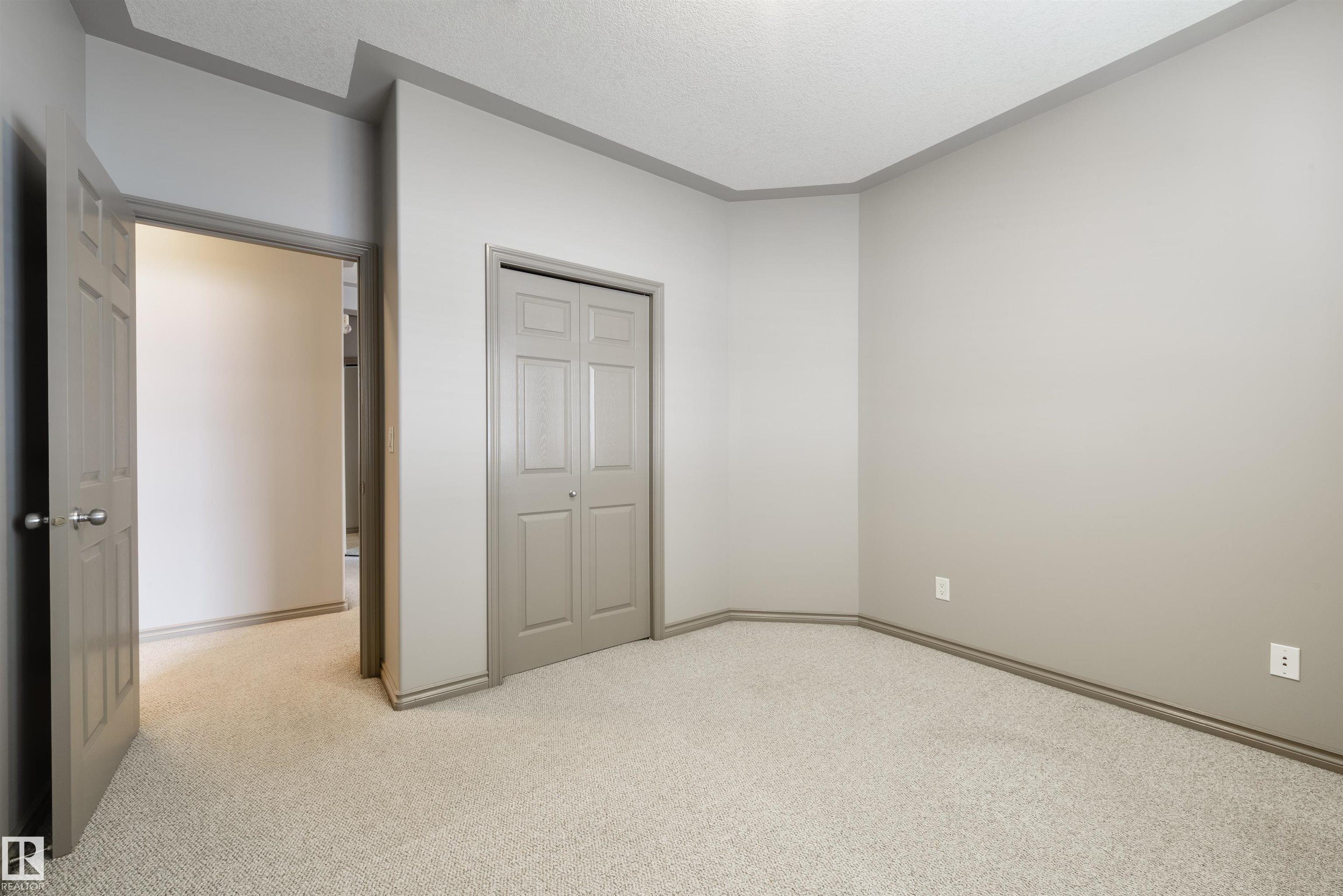 Photo 8 at 301 - 10033 116 Street NW, Wîhkwêntôwin, Edmonton