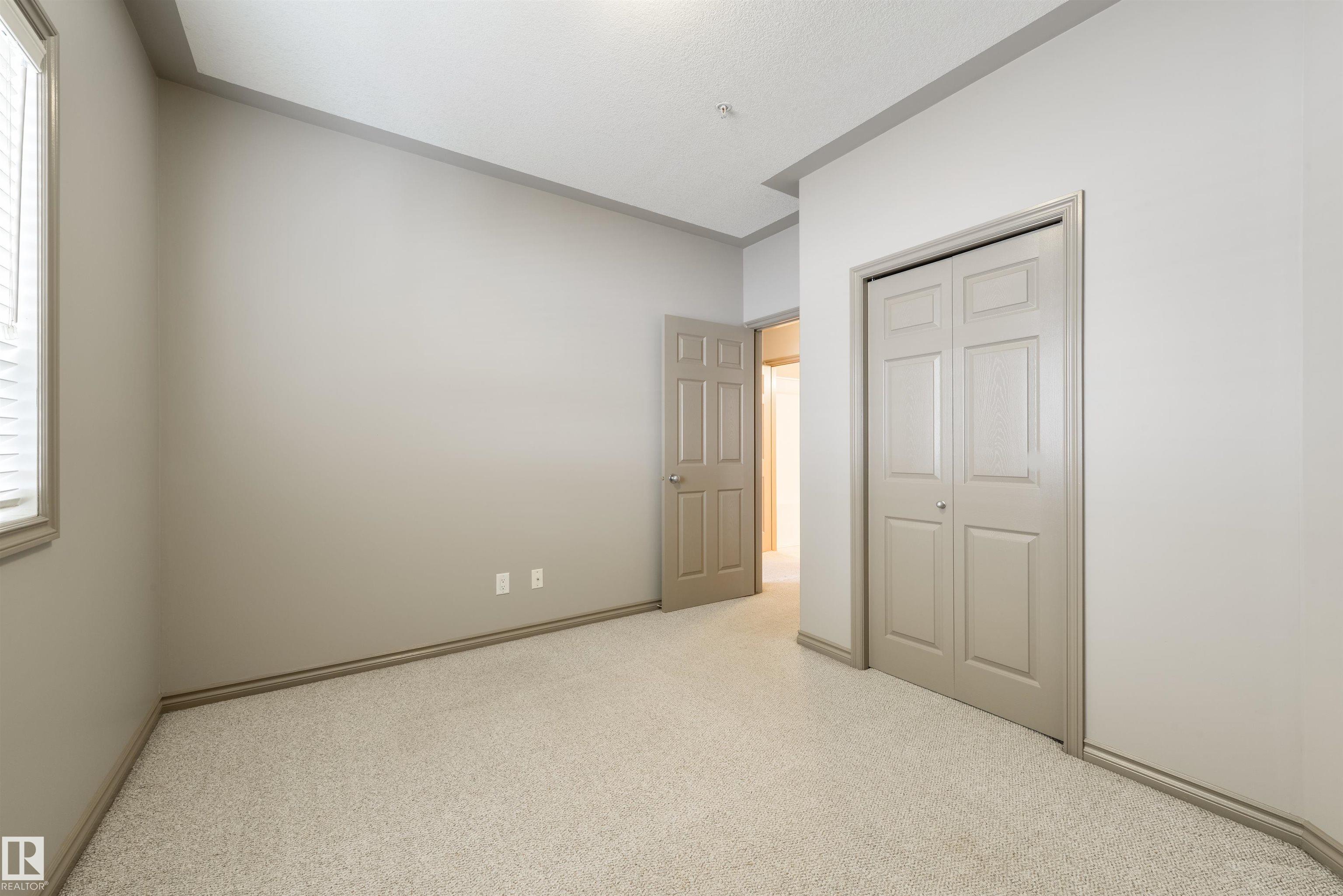 Photo 9 at 301 - 10033 116 Street NW, Wîhkwêntôwin, Edmonton