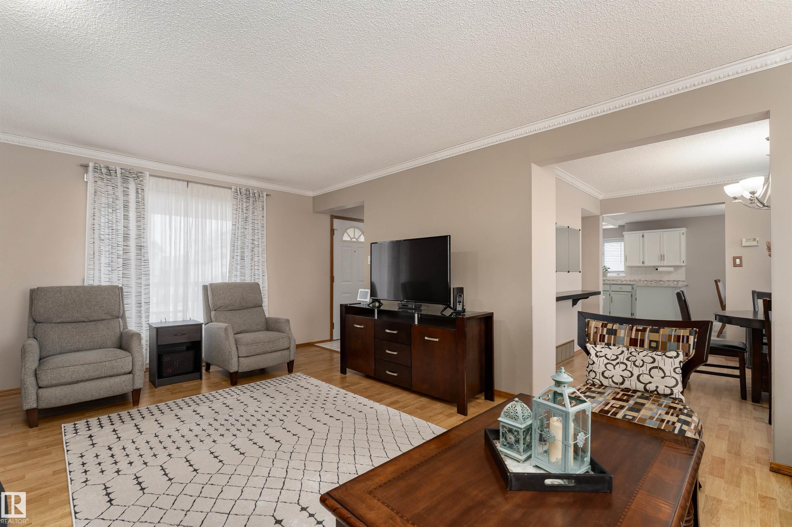 Photo 11 at 3627 146 Avenue NW, Kirkness, Edmonton