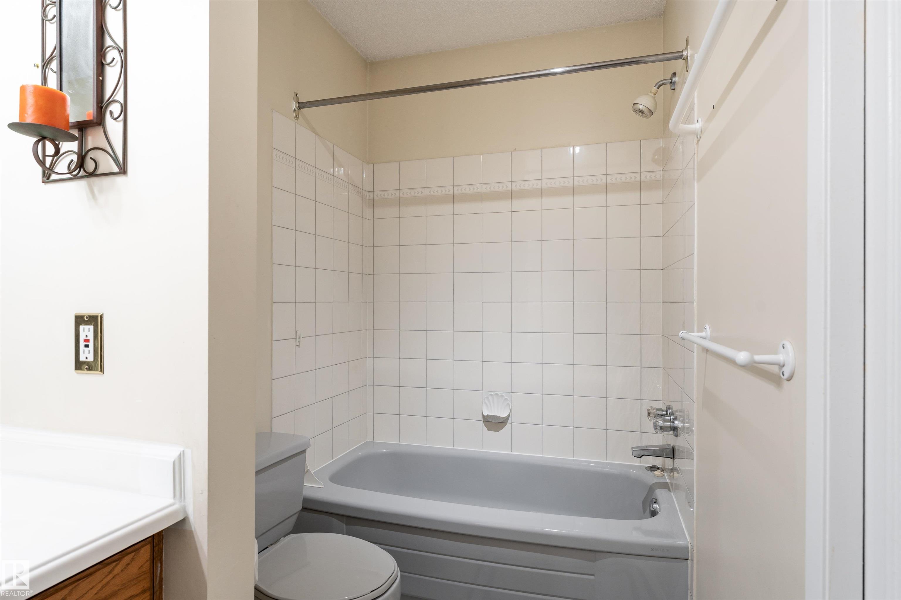 Photo 36 at 3627 146 Avenue NW, Kirkness, Edmonton