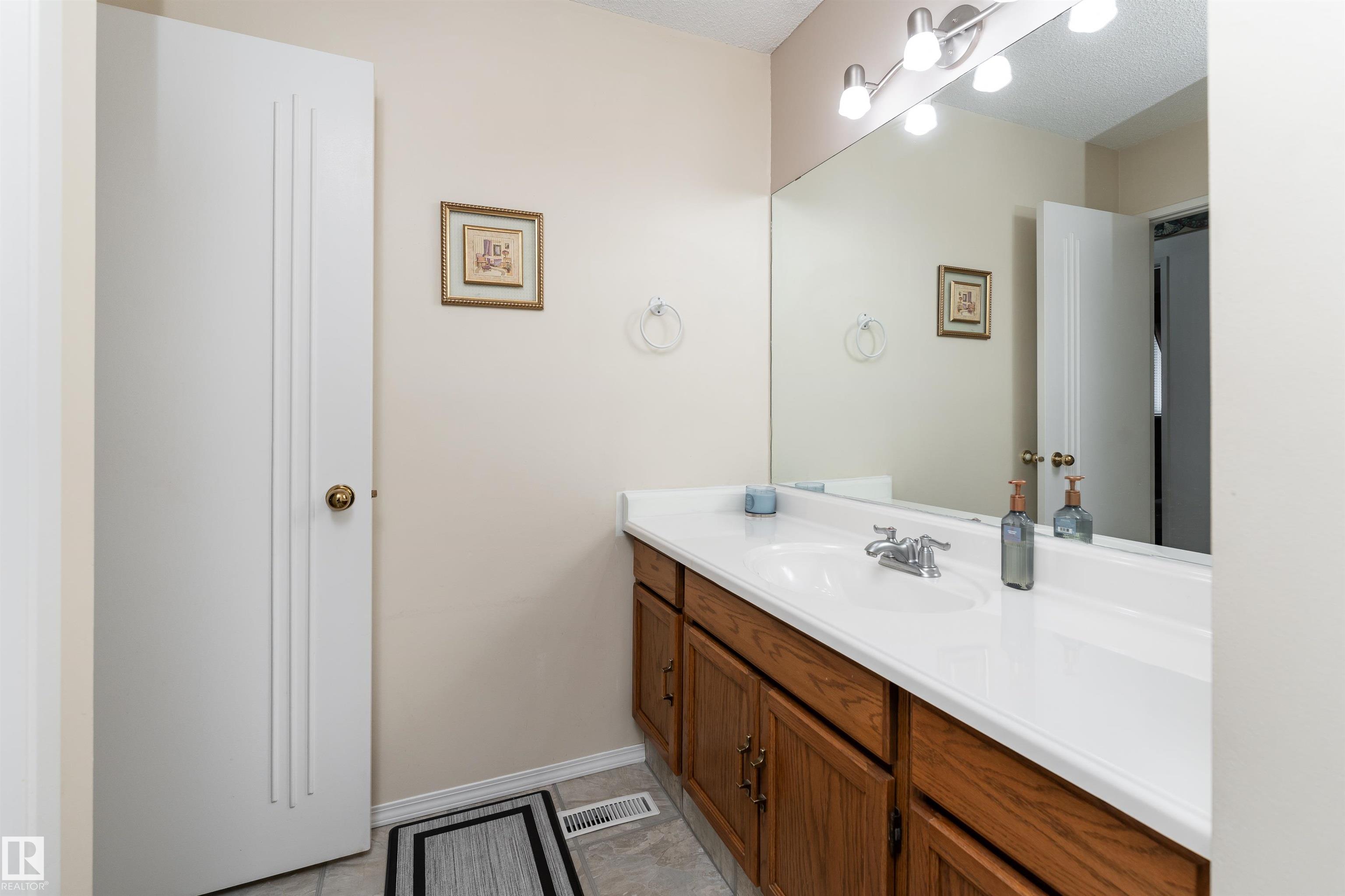 Photo 37 at 3627 146 Avenue NW, Kirkness, Edmonton