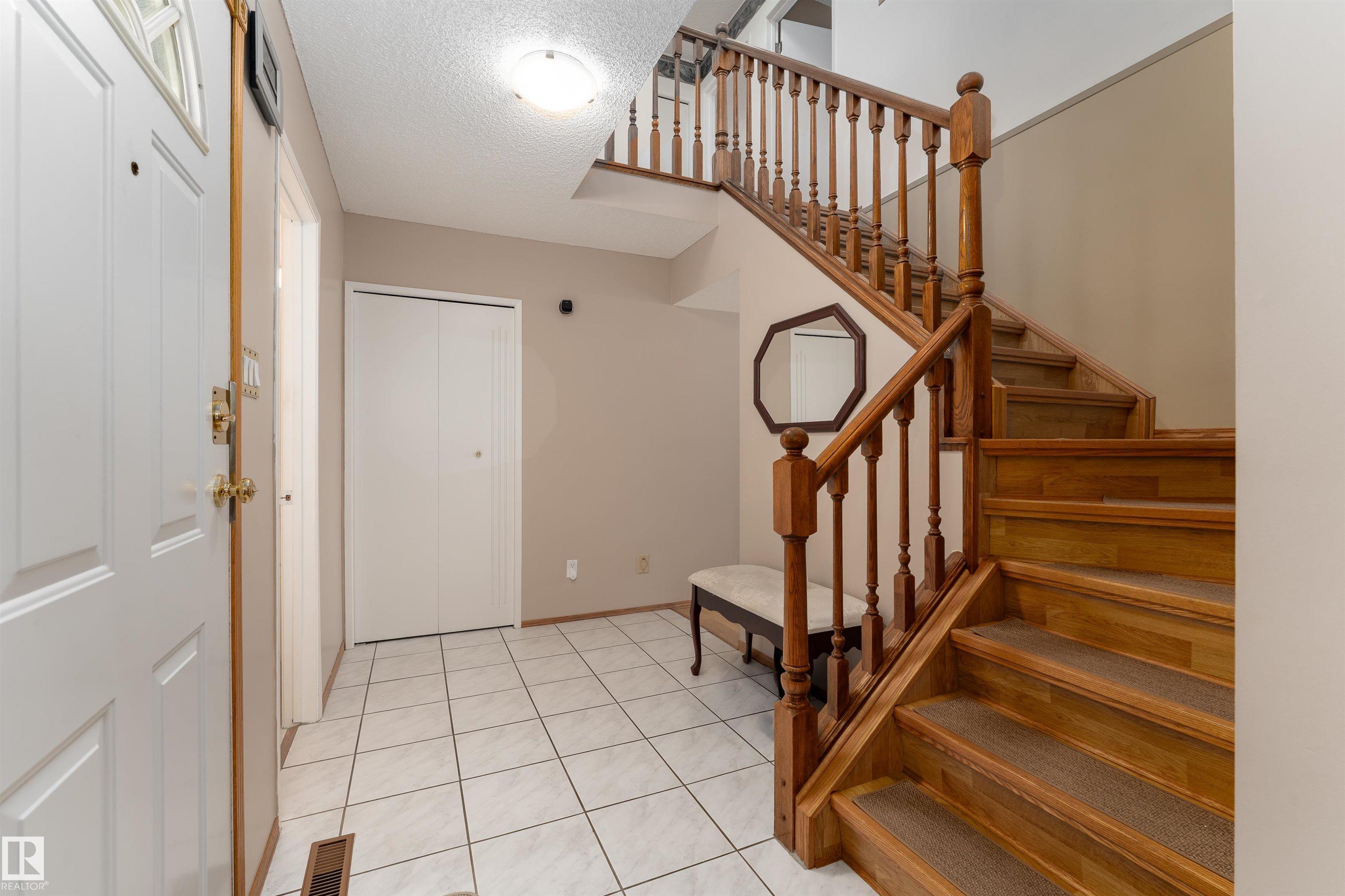 Photo 9 at 3627 146 Avenue NW, Kirkness, Edmonton
