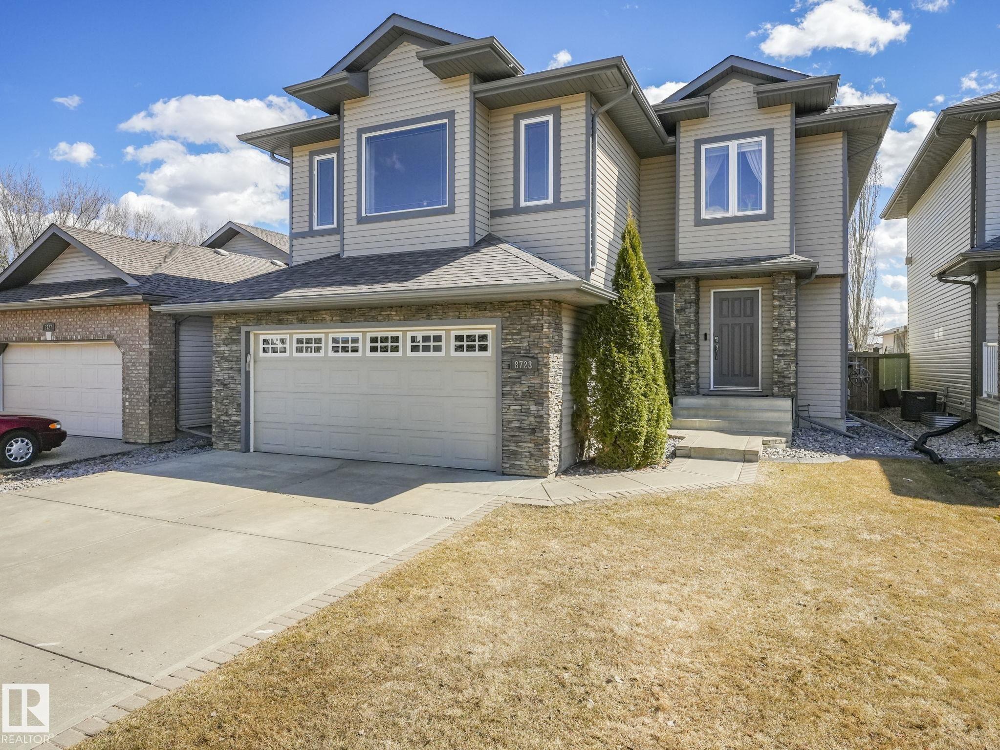 8723 207 Street NW, Suder Greens, Edmonton