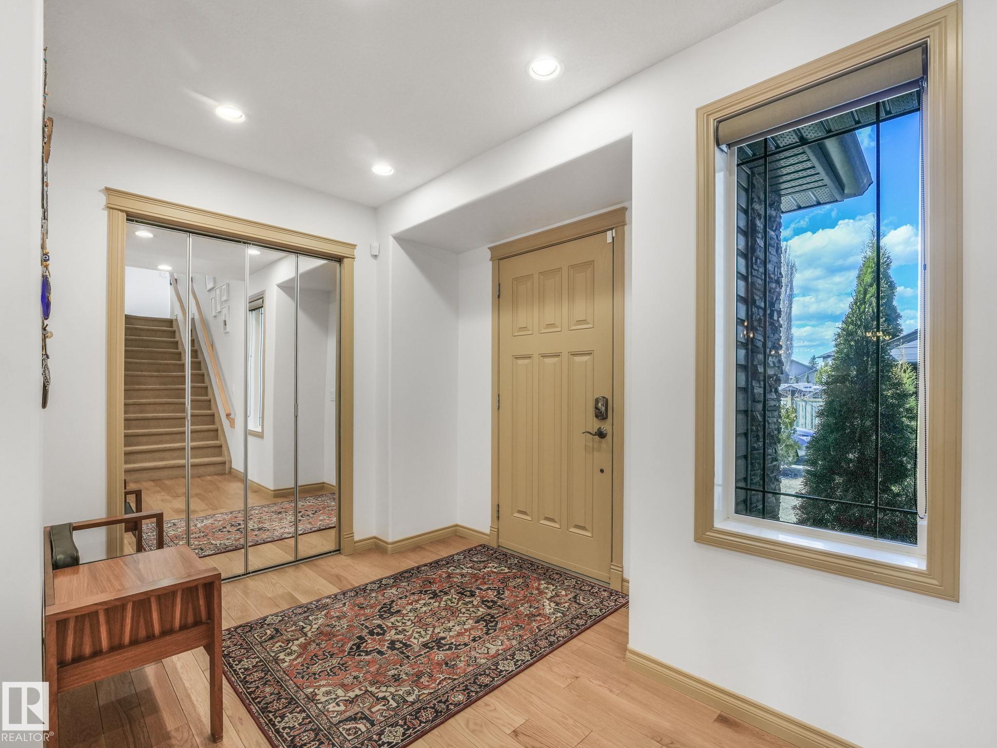 8723 207 Street NW, Suder Greens, Edmonton