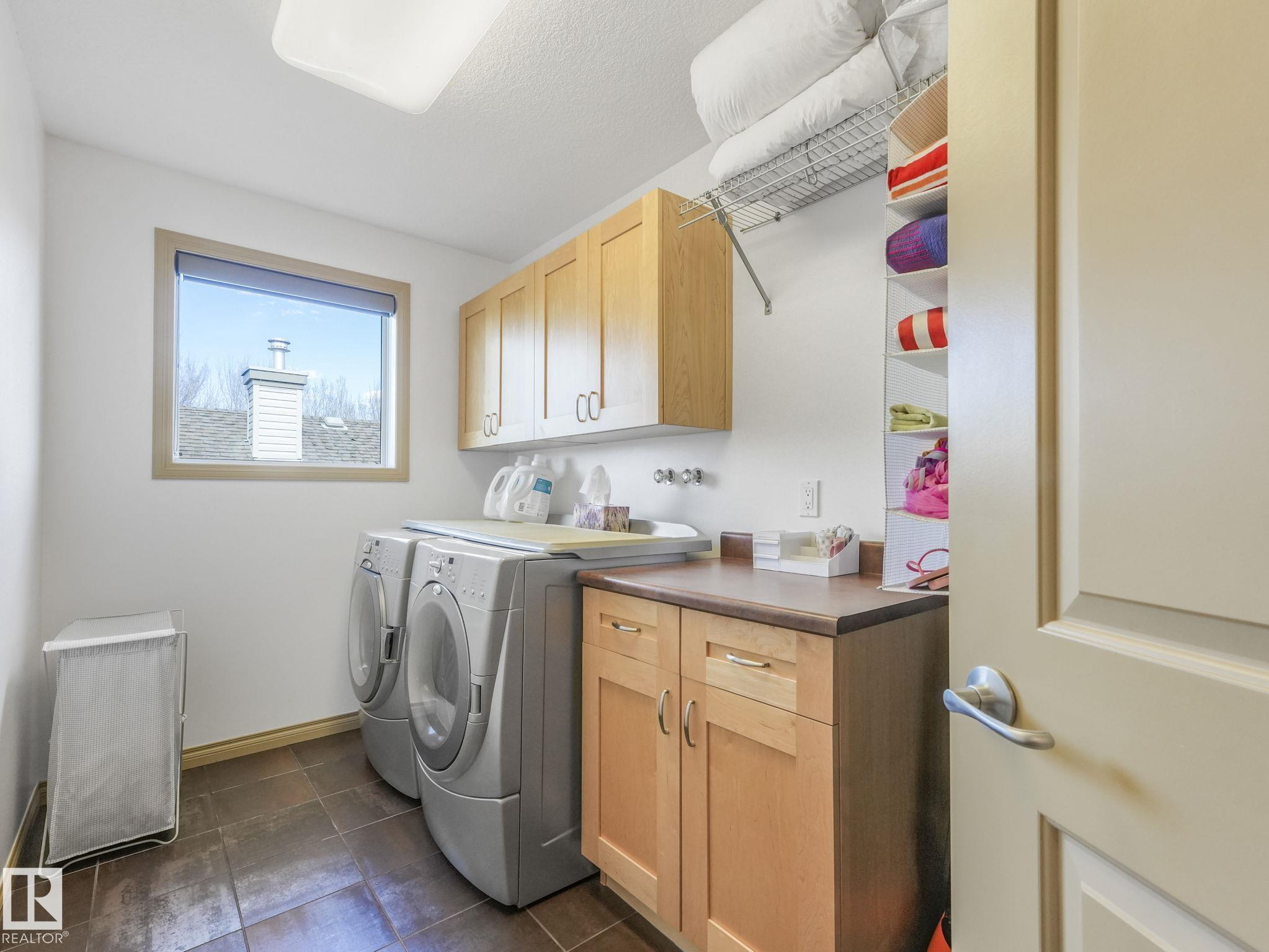 Photo 31 at 8723 207 Street NW, Suder Greens, Edmonton