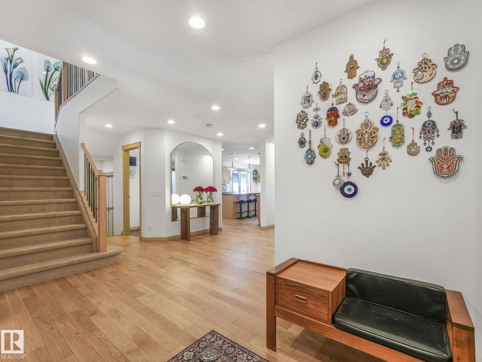 8723 207 Street NW, Suder Greens, Edmonton