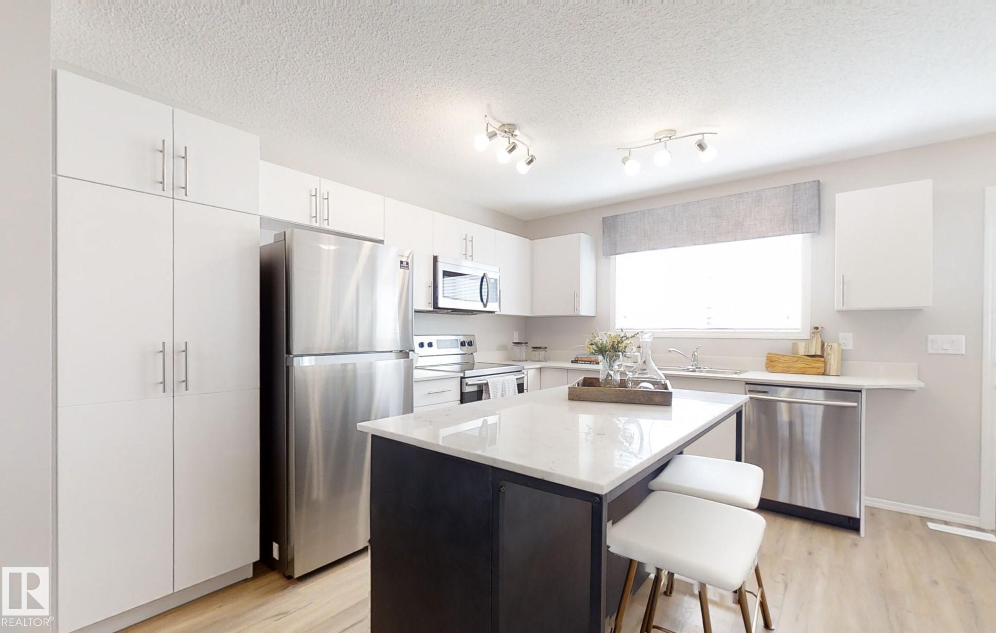 Photo 7 at 1609 210a Street NW, Stillwater, Edmonton