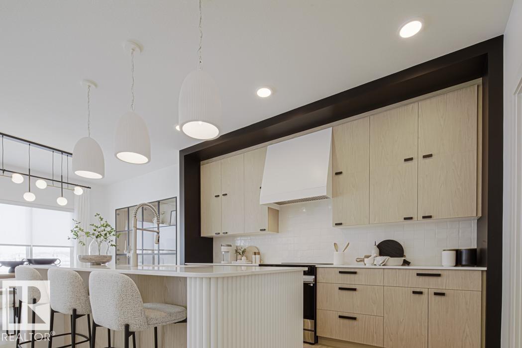 Photo 11 at 20715 40 Avenue NW, Edgemont, Edmonton