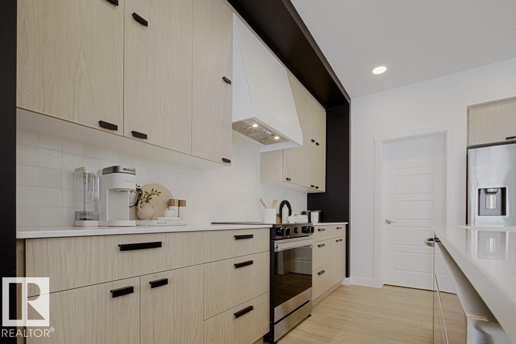 Photo 23 at 20715 40 Avenue NW, Edgemont, Edmonton