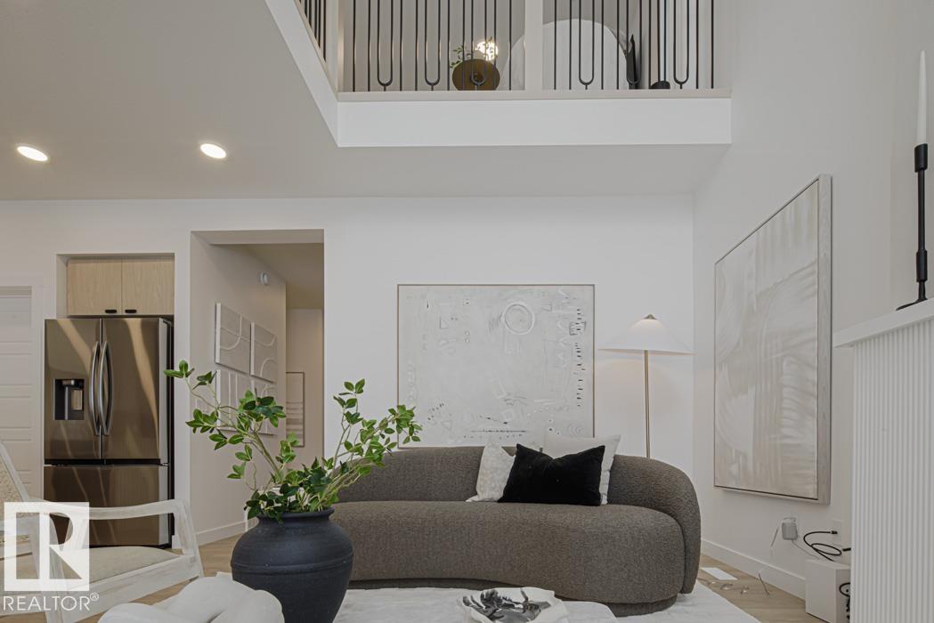 Photo 29 at 20715 40 Avenue NW, Edgemont, Edmonton