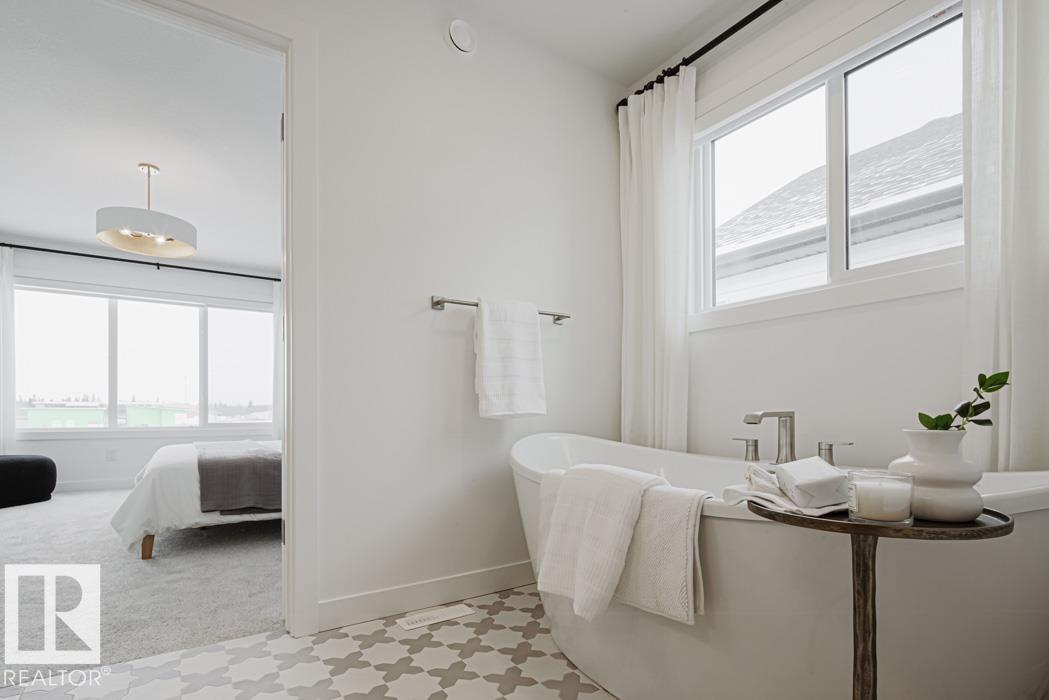 Photo 46 at 20715 40 Avenue NW, Edgemont, Edmonton